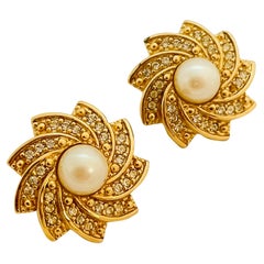 Vintage gold pearl rhinestone flower designer clip on earrings