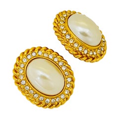 Vintage gold pearl rhinestone rope chain designer runway clip on earrings