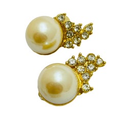 Vintage gold pearl rhinestones designer clip on earrings
