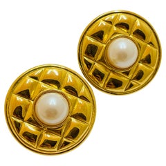 Boucles d'oreilles vintage à clip en perles dorées