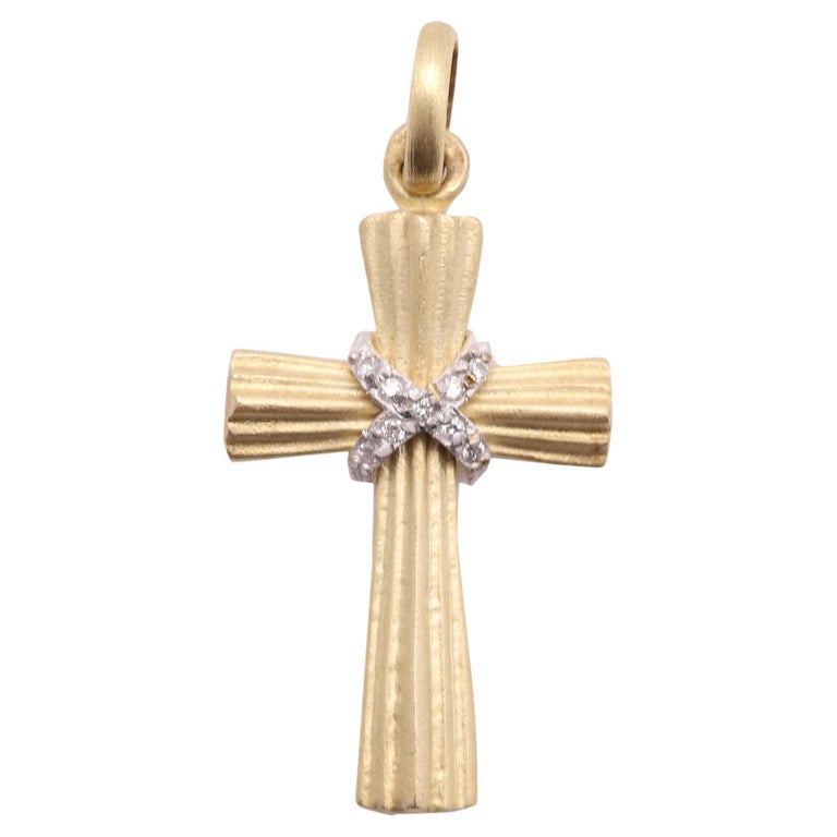 Vintage Gold Pendant Cross 14 Karat Yellow Gold Diamond Cross For Sale