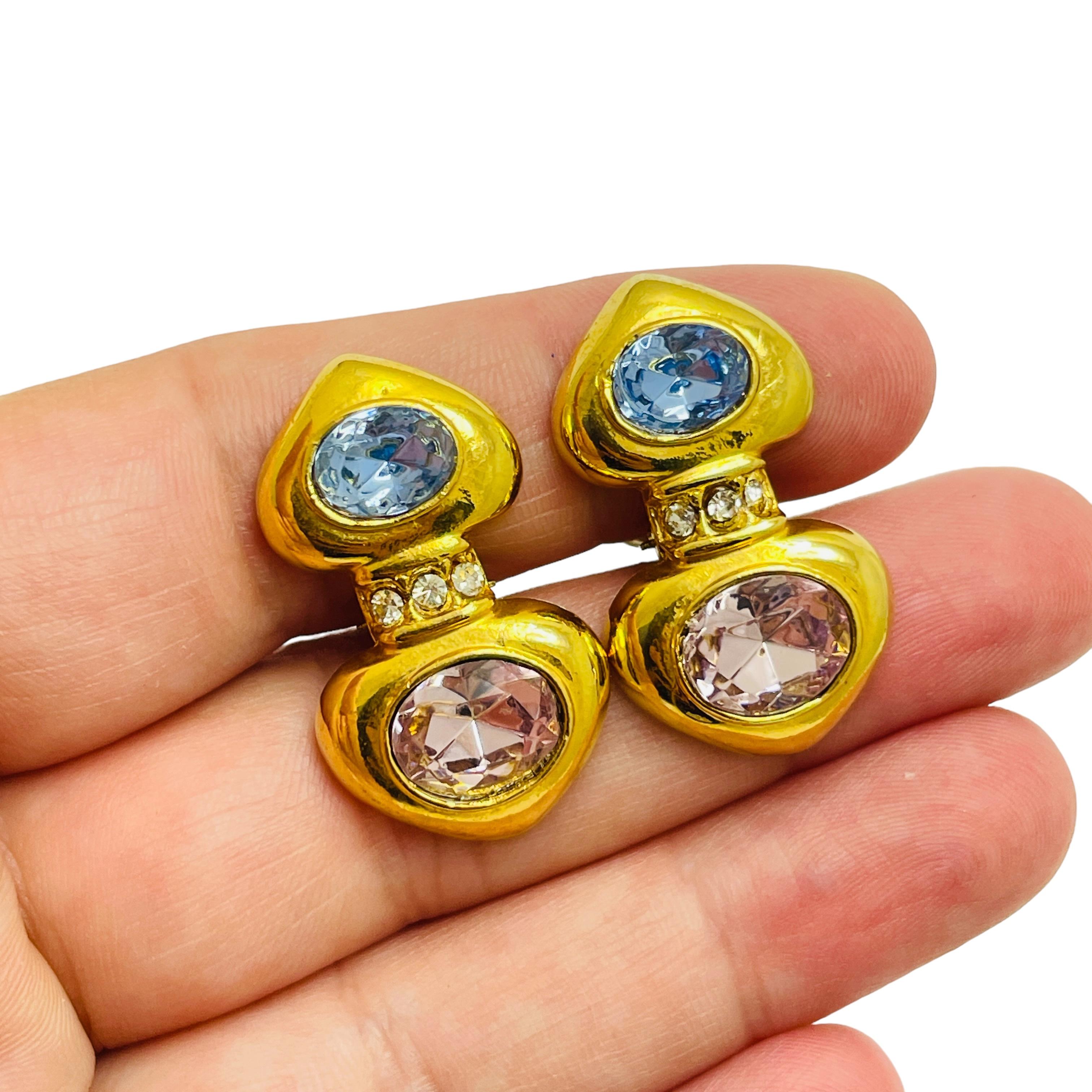 Women's Vintage gold pink blue heart rhinestones designer clip on earrings For Sale