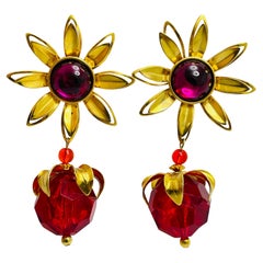 Vintage gold pink red flower dangle designer runway earrings