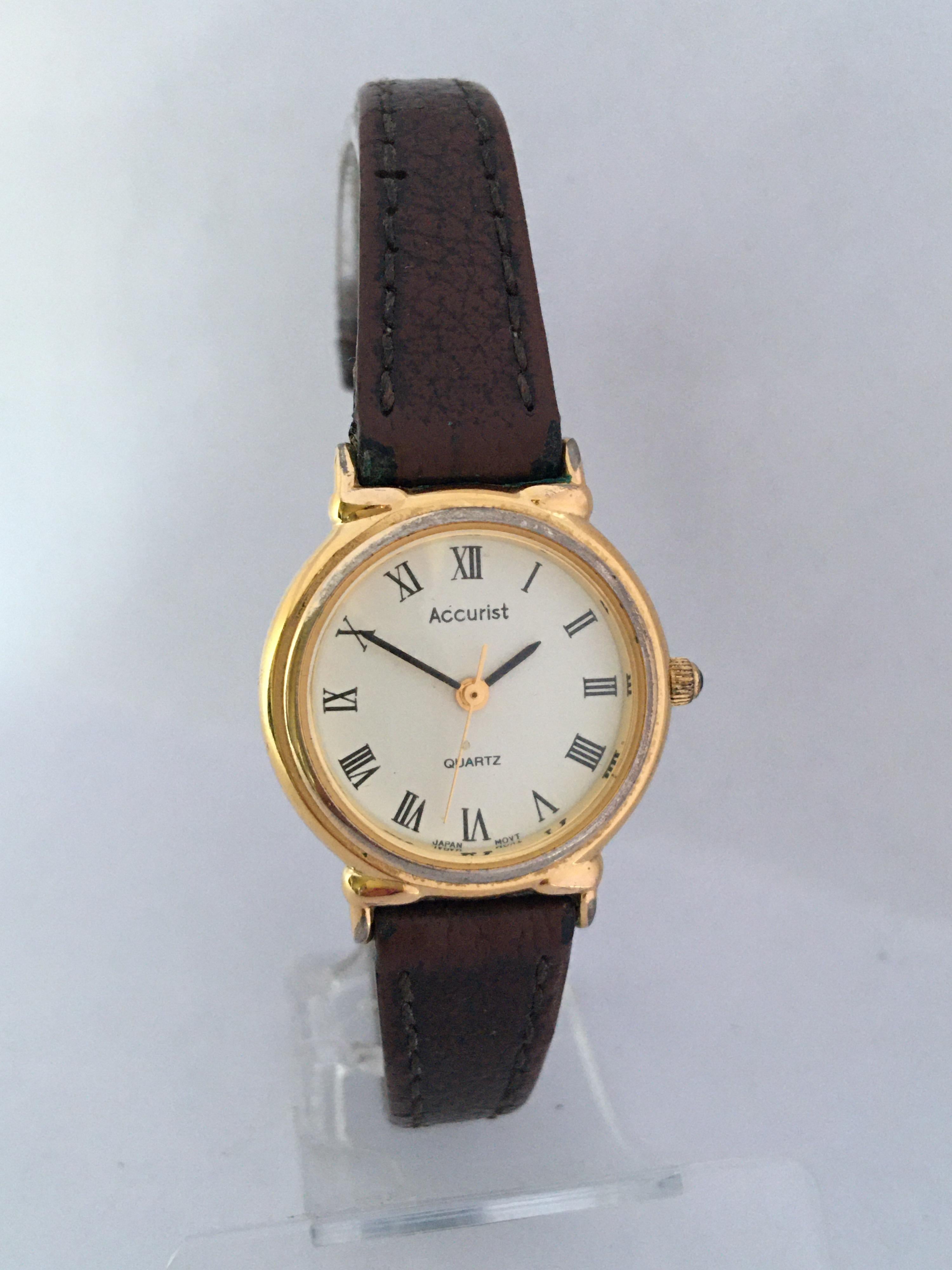 Vintage Gold-Plated and Stainless Steel Back Accurist Quartz Ladies Watch For Sale 4