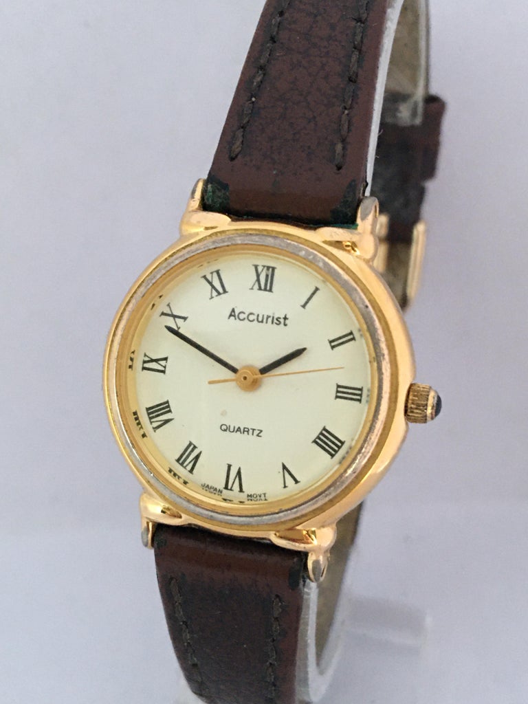 Women's or Men's Vintage Gold-Plated and Stainless Steel Back Accurist Quartz Ladies Watch For Sale