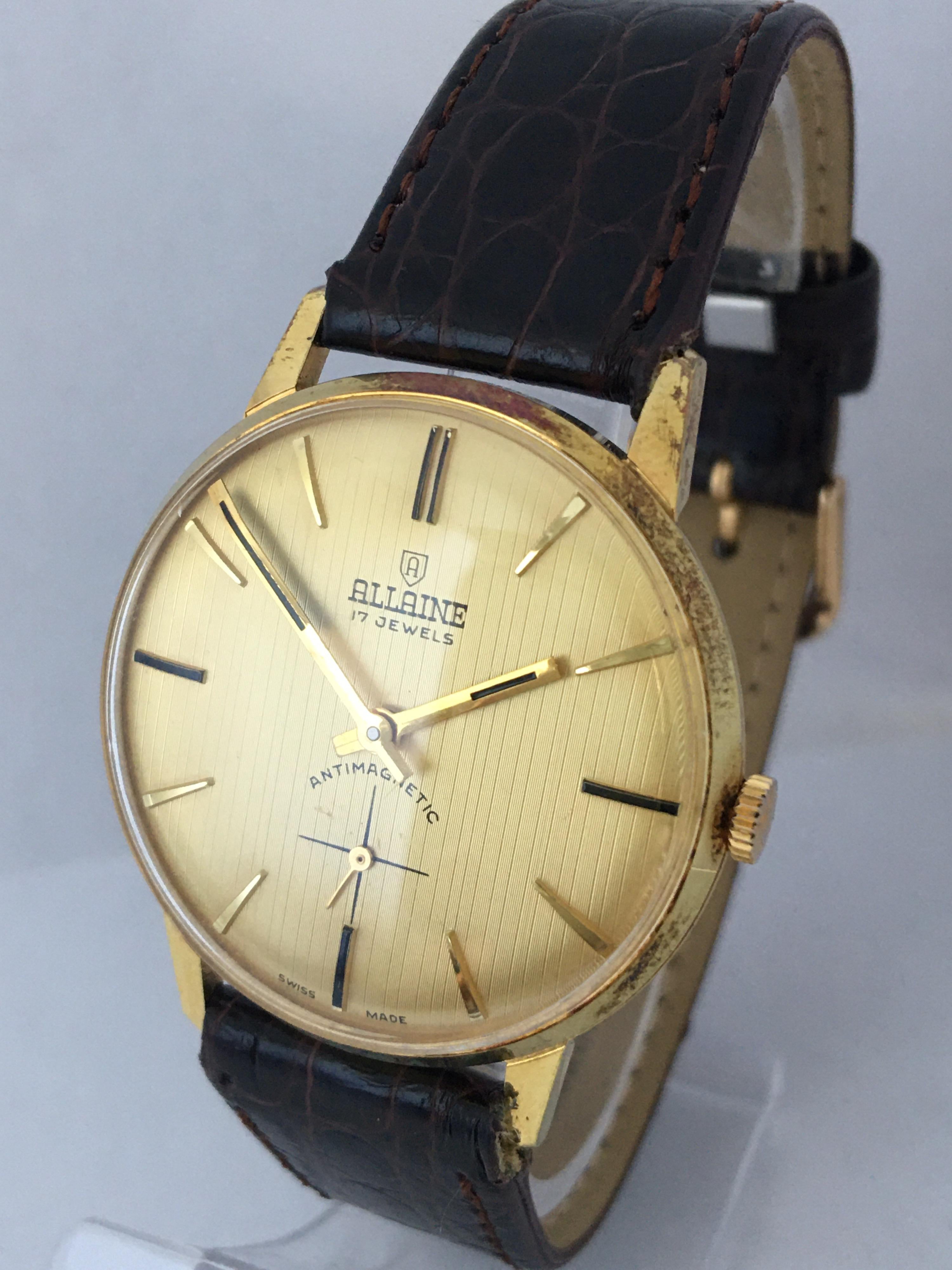 Vintage Gold-Plated and Stainless Steel Swiss Mechanical Watch For Sale 4