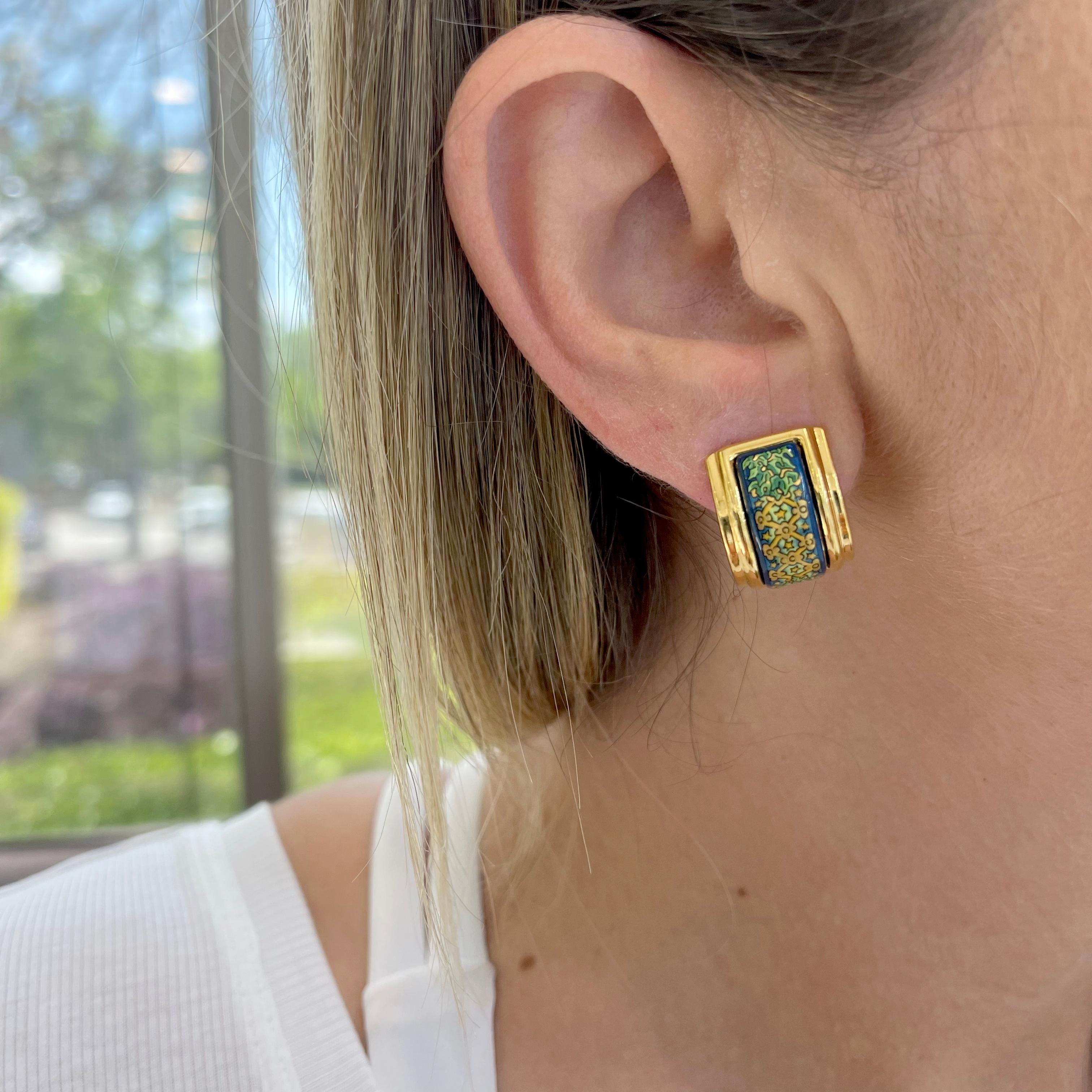 Vintage Gold Plated Authentic Hermès Colorful Enamel Clip on Earrings In Good Condition For Sale In Houston, TX