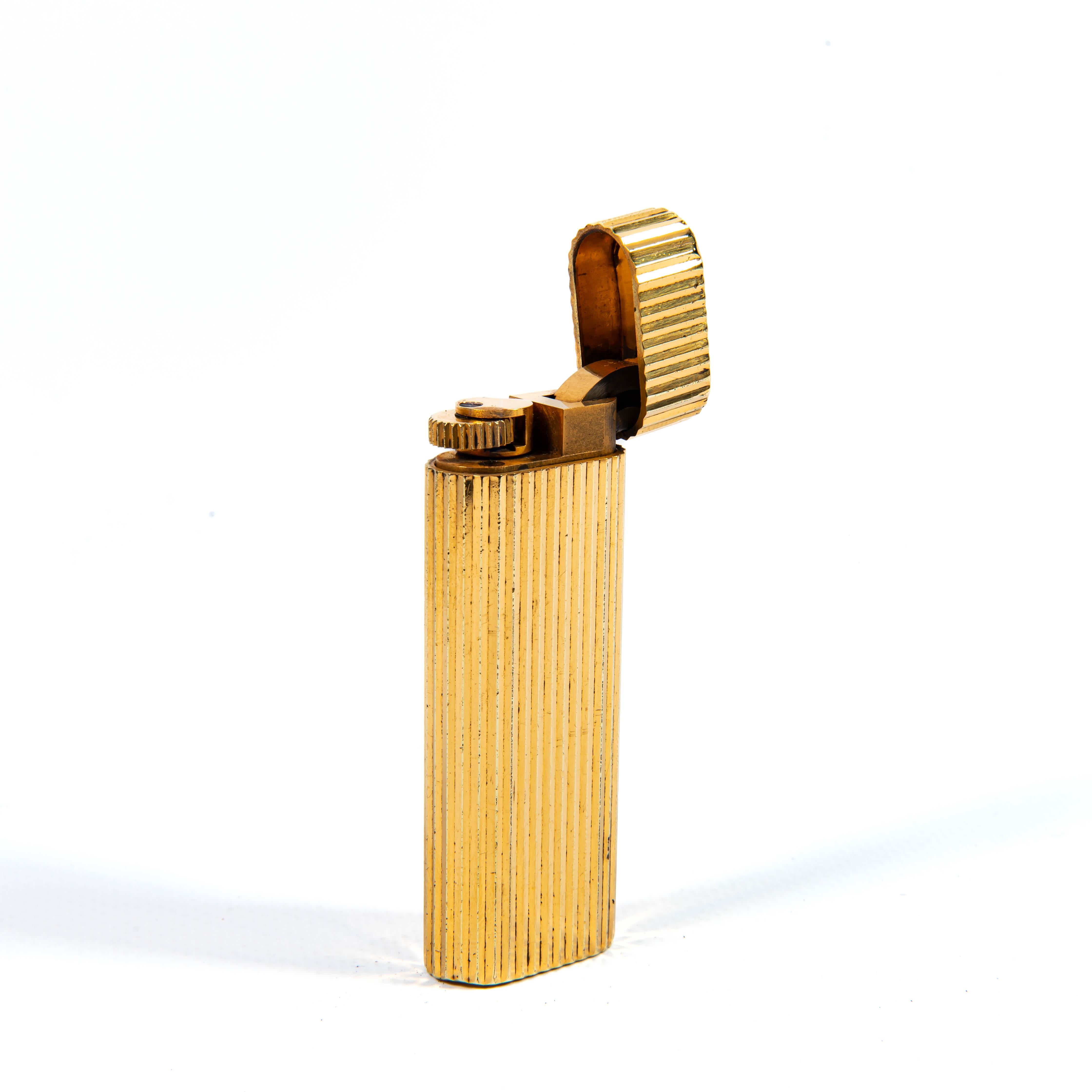 Vintage Plaqué Or CARTIER Les Must Briquet 1970 en vente 3