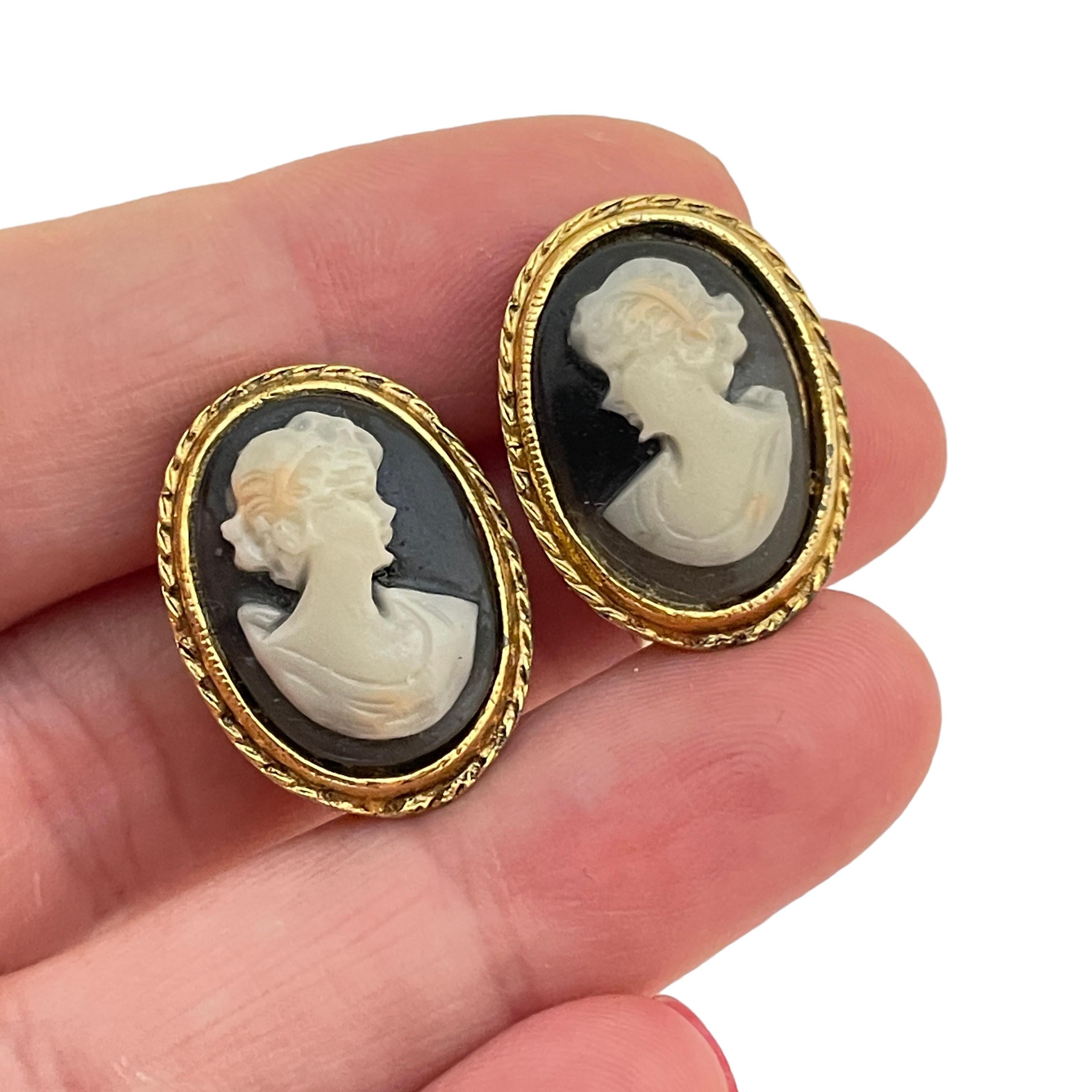 Women's Vintage gold plated carved camel designer clip on earrings For Sale