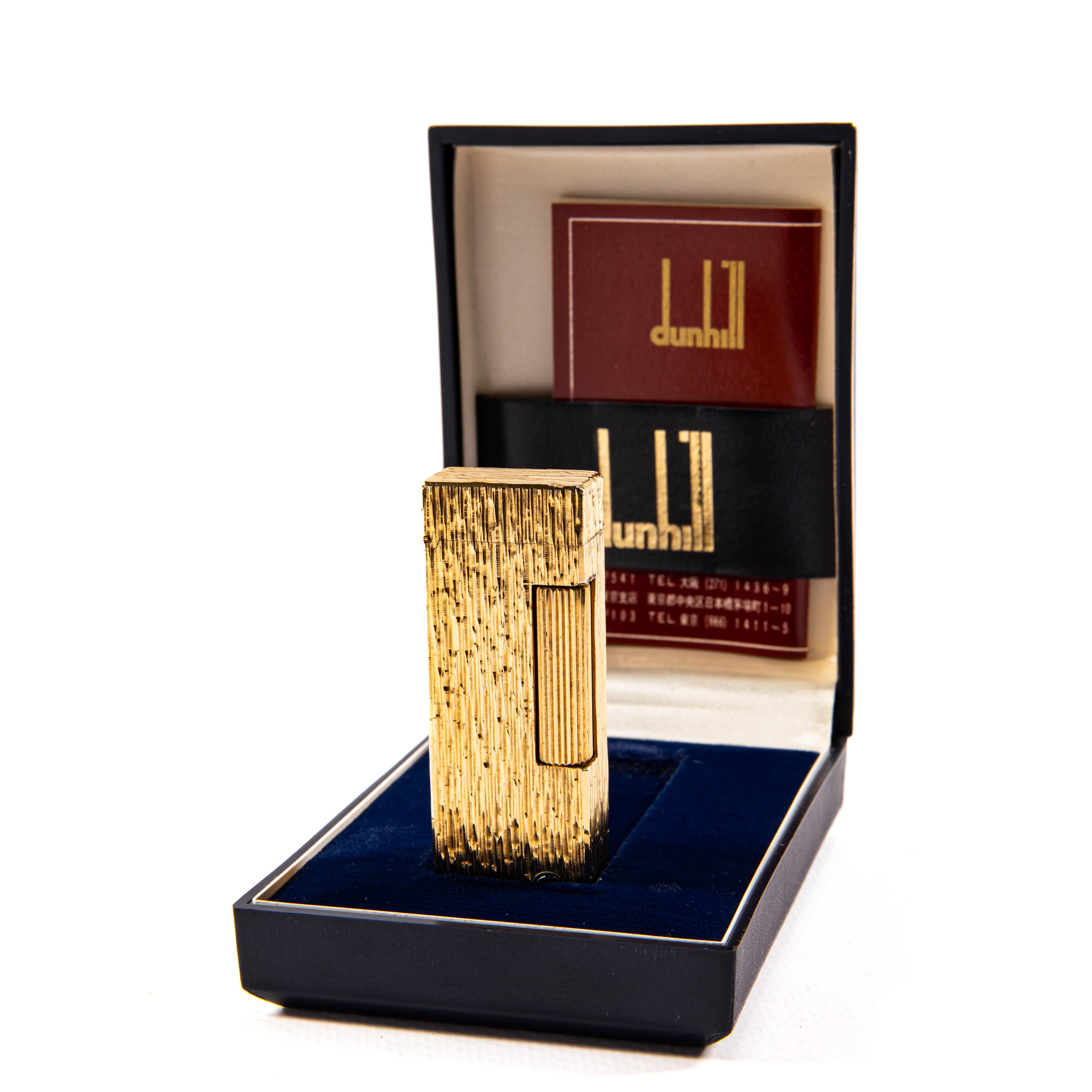 Dunhill, a name synonymous with elegance and timeless style, has a storied history in crafting exquisite luxury items, including lighters that have become icons of sophistication. Established in London in 1893, Dunhill has been dedicated to