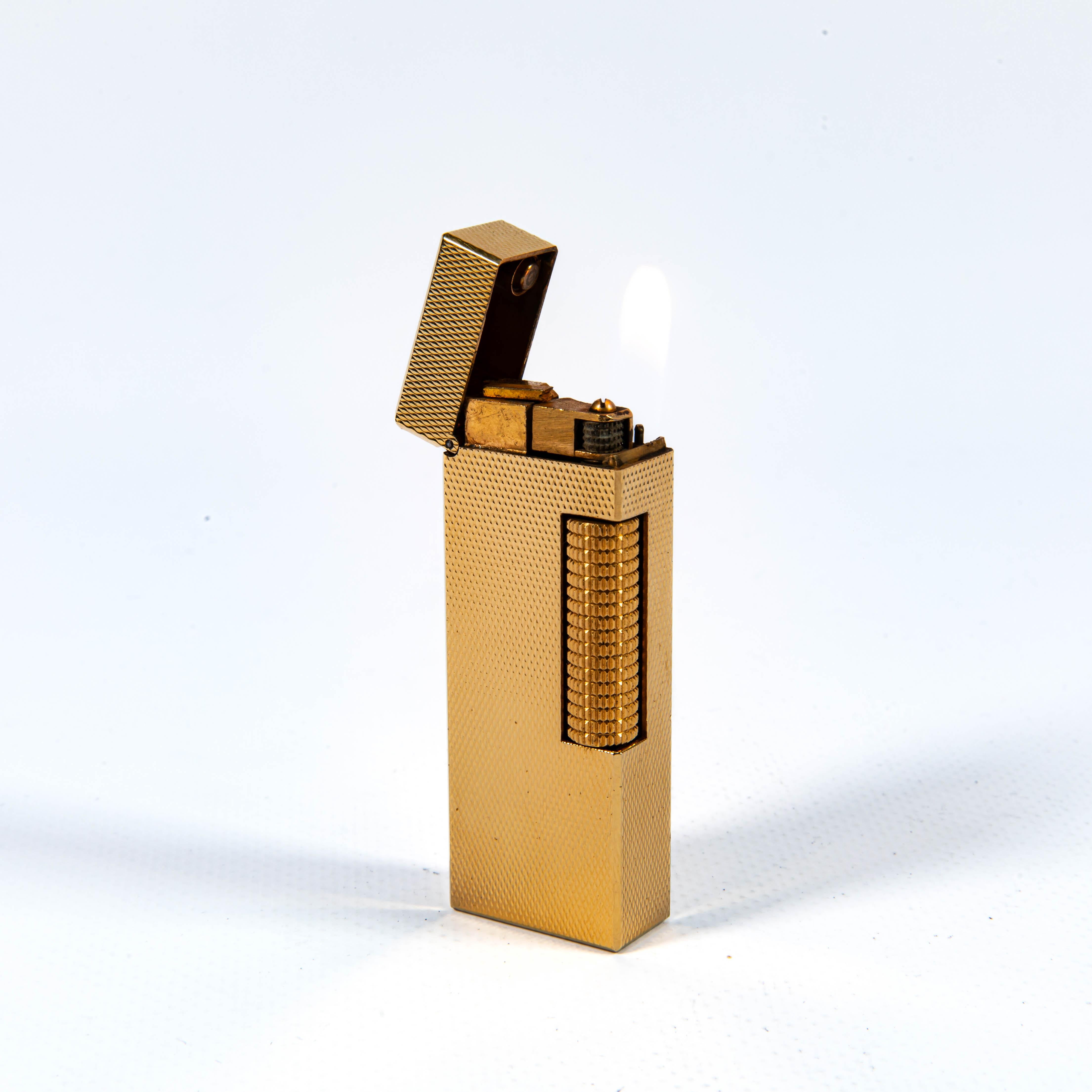 Vintage Gold Plated DUNHILL Rollagas Lighter Barley in Box 1970 in vendita 2