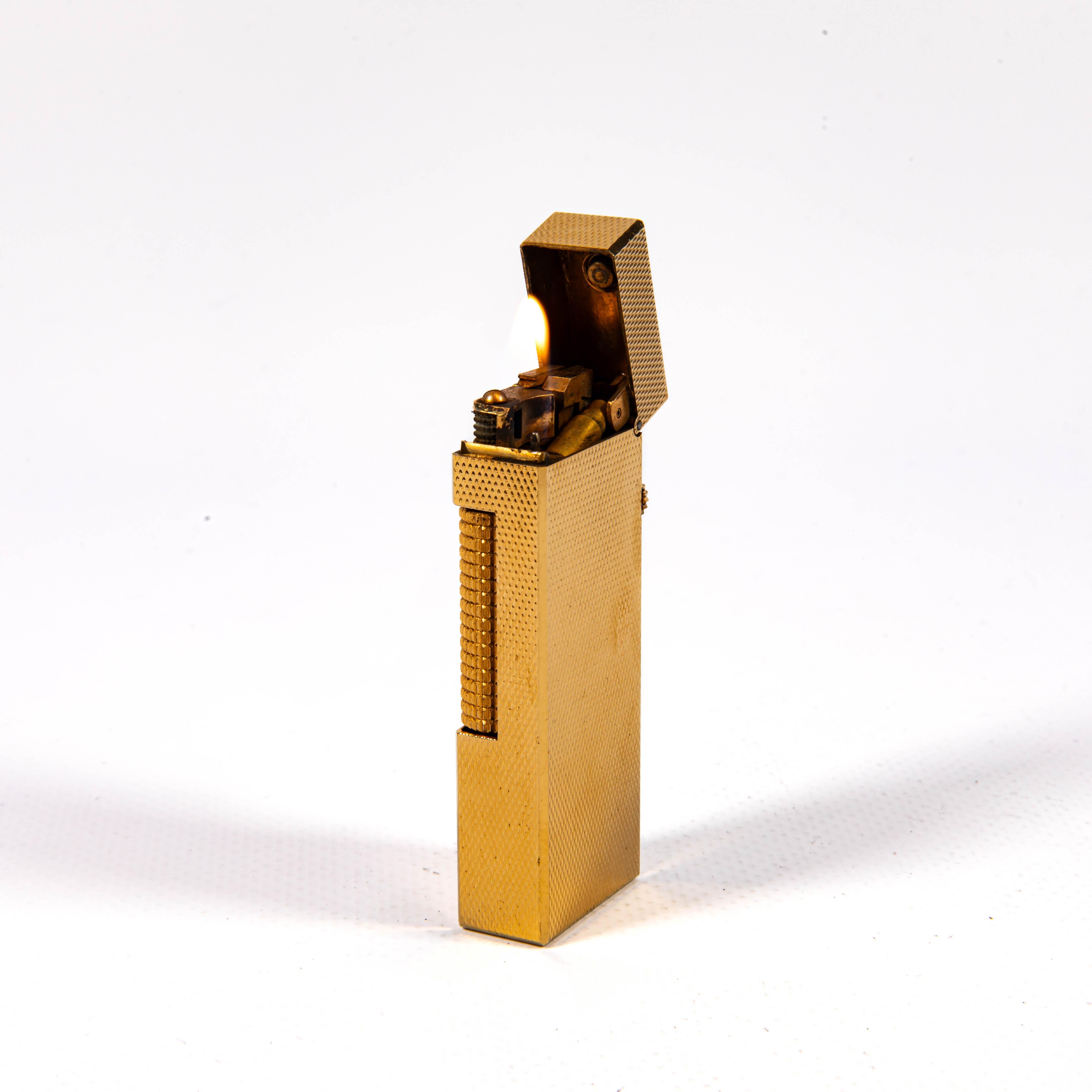Vintage Gold Plated DUNHILL Rollagas Lighter Barley in Box 1970 in vendita 3
