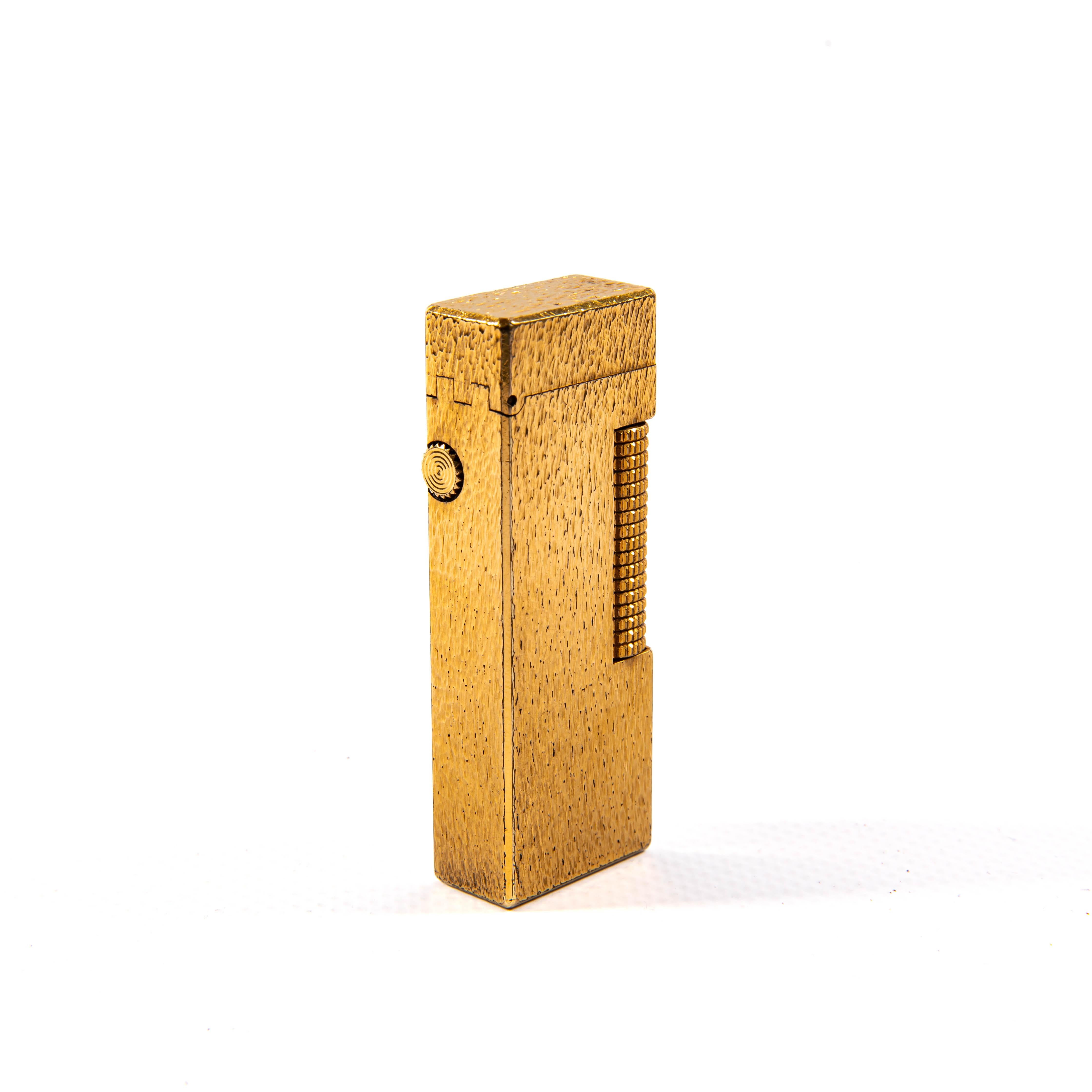 Vintage Gold Plated DUNHILL Rollagas Lighter Fine Bark 1970s For Sale 1
