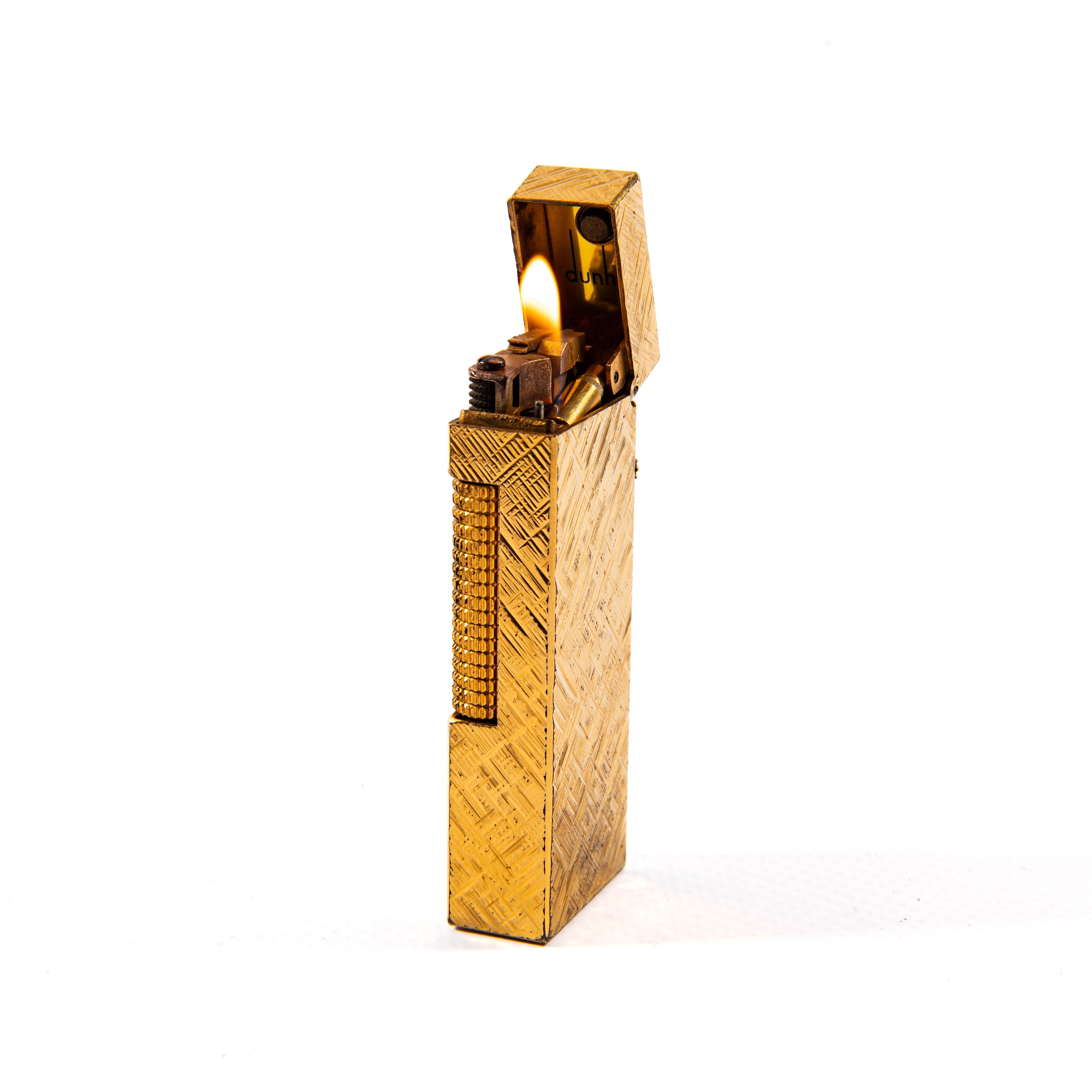 Vintage Gold Plated Dunhill Rollagas Lighter Florentine 1970s For Sale 3