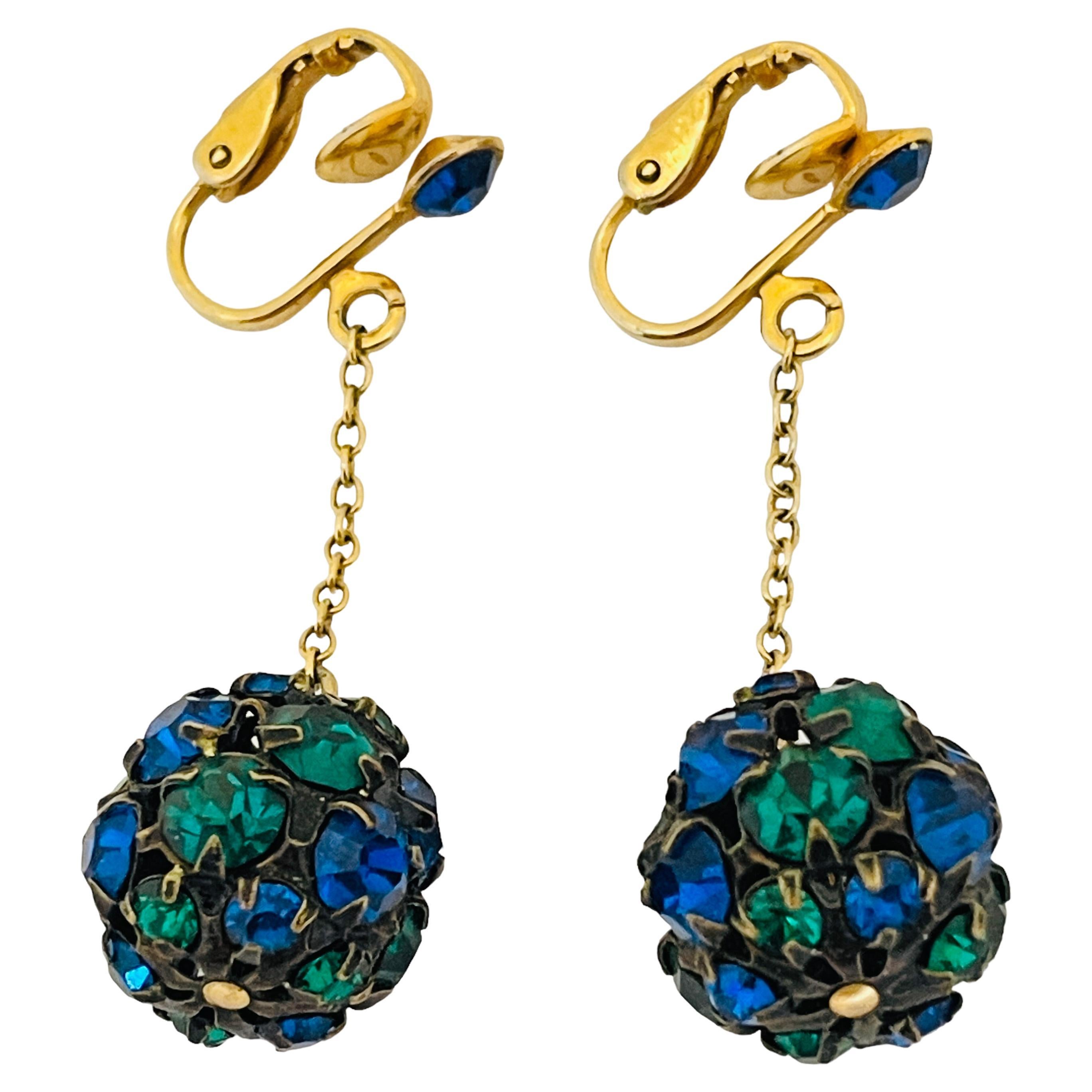Orecchini di design vintage placcati in oro con smeraldo, zaffiro e strass, a clip