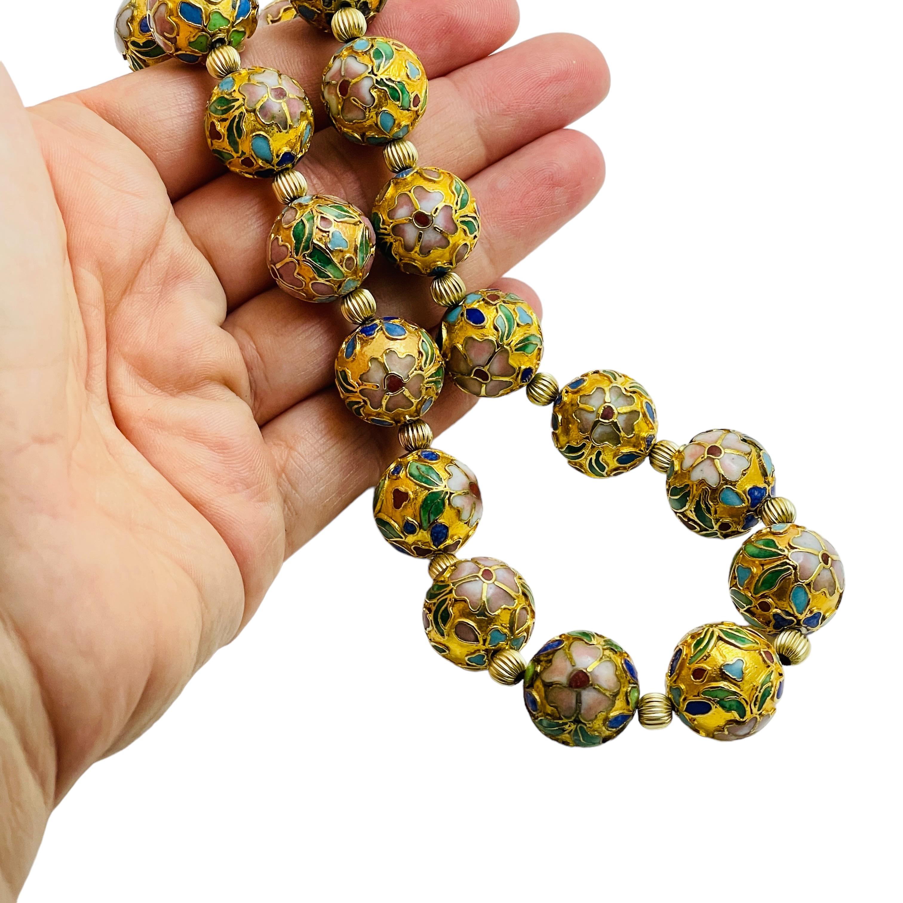  Collier vintage en perles de fleurs cloisonnées en émail plaqué or Pour femmes 