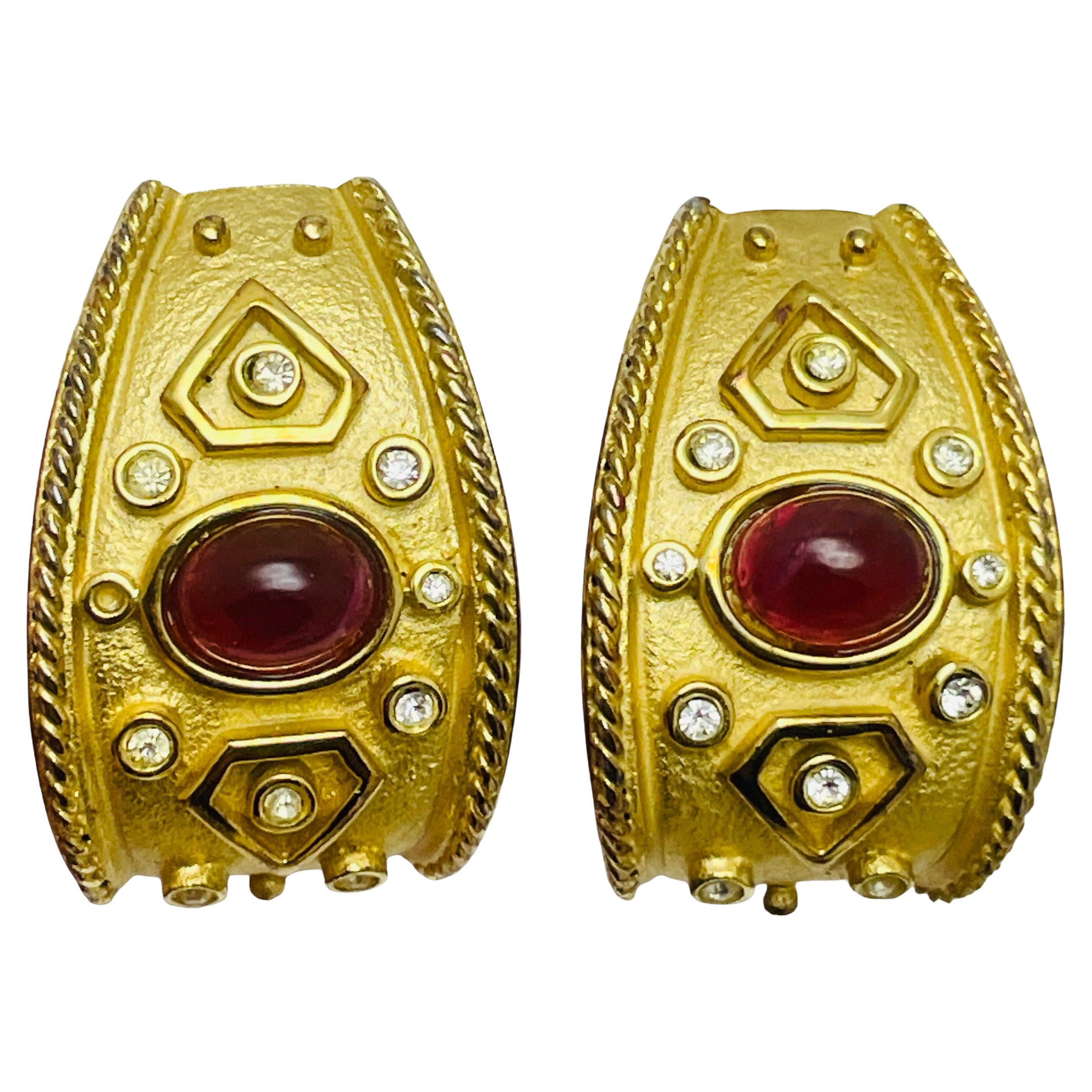 Orecchini a clip vintage con pietre di vetro placcate oro di design etrusco
