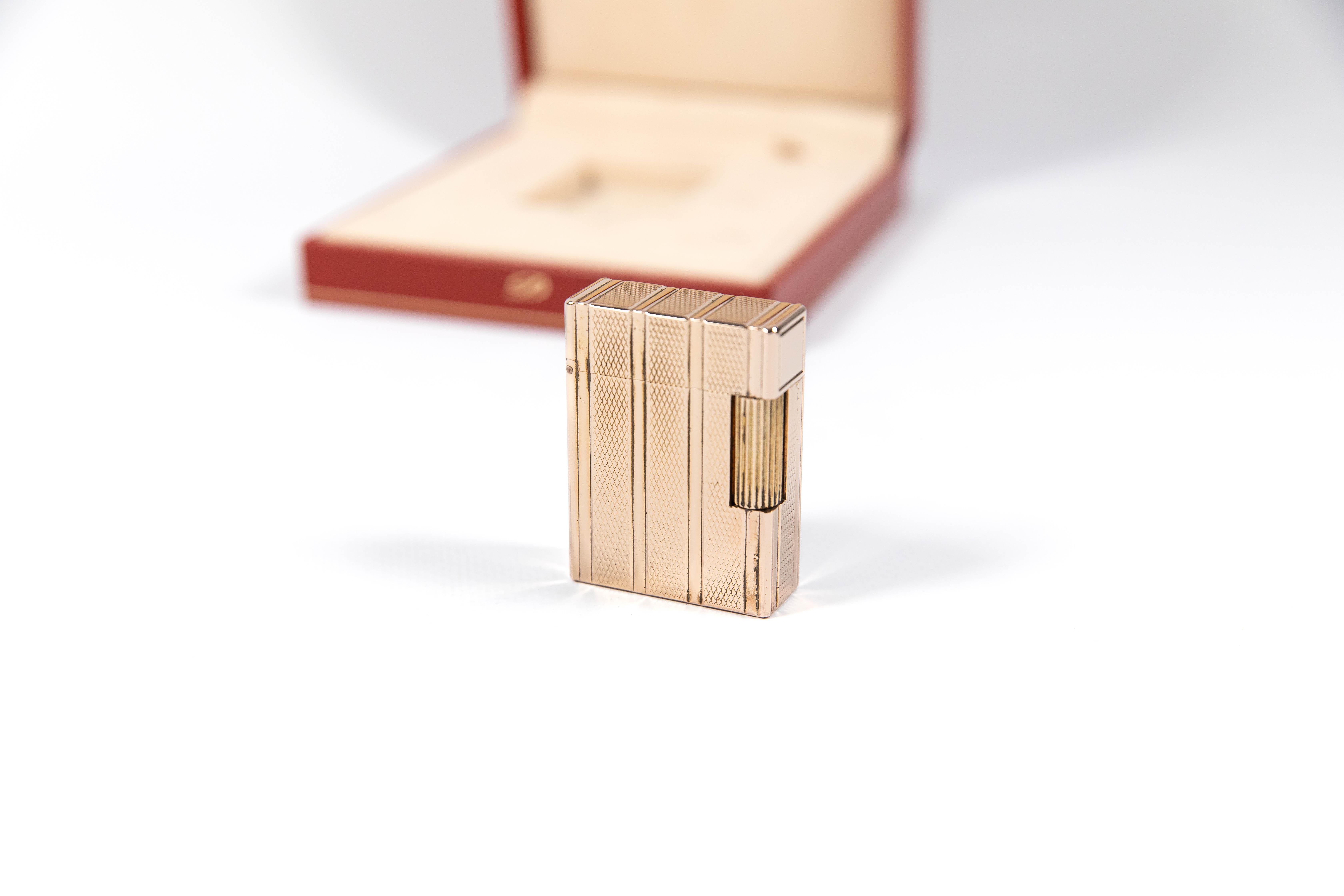 Vintage Gold Plated Ligne 1 BR ST Dupont Lighter from 1991 Complete Box & Papers In Good Condition In DELFT, NL