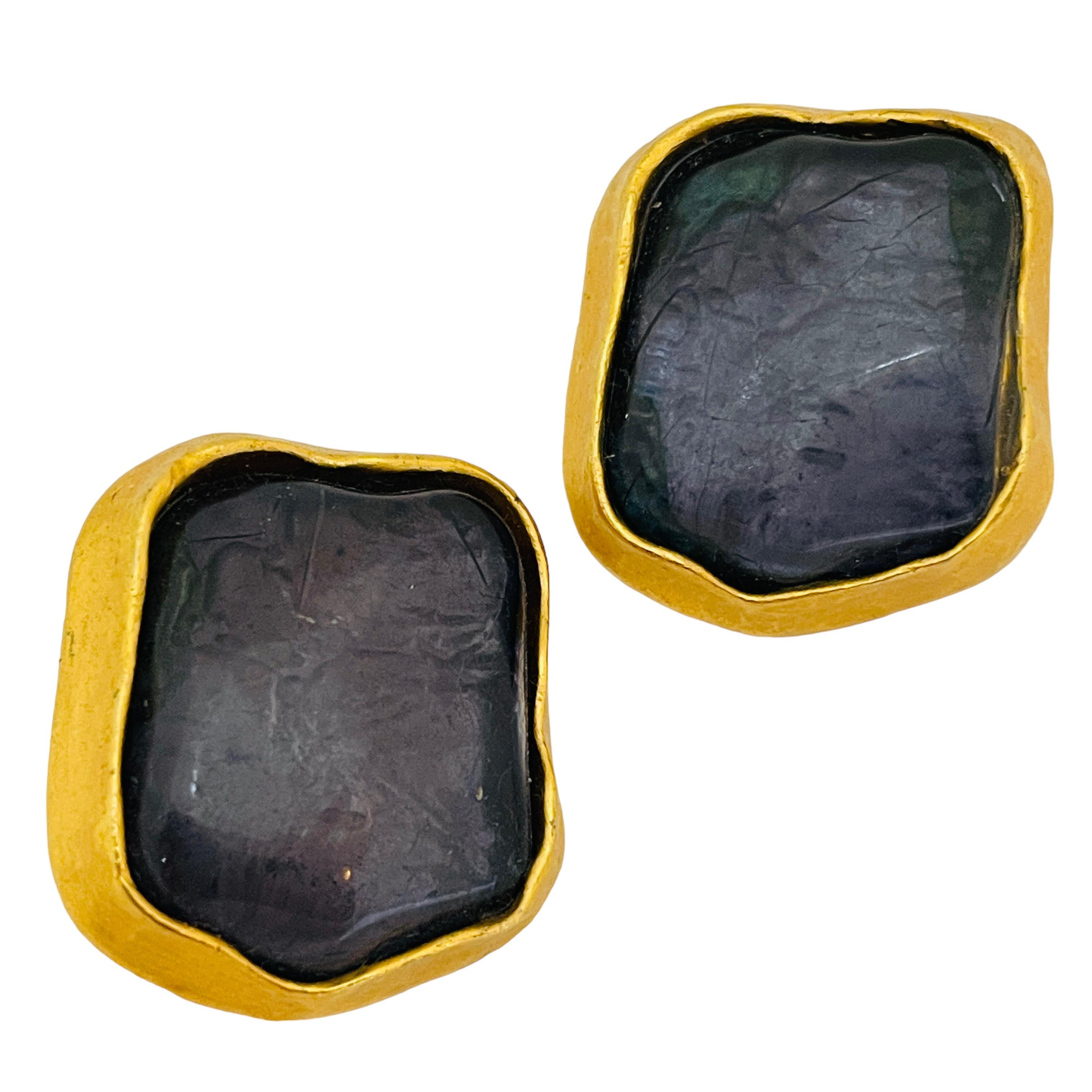 Orecchini a clip in vetro massiccio d
epoca placcati oro, firmati Runway