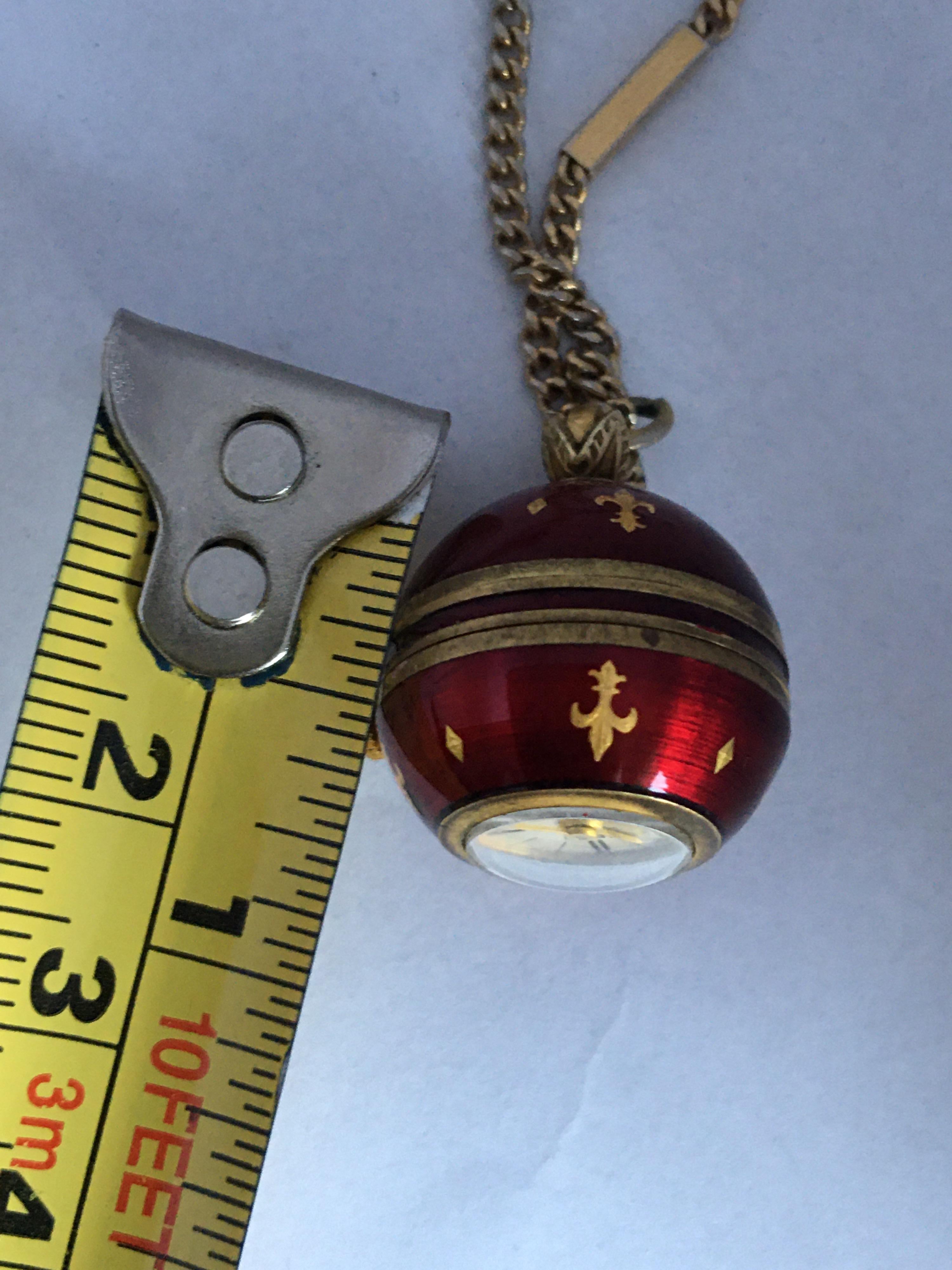 Vintage Gold-Plated Red Enamel Guilloche Hand-Winding Ball Pendant Swiss Watch For Sale 1