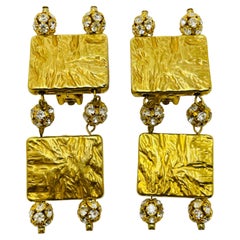 Vintage vergoldete Designer-Laufsteg-Ohrclips mit Strasssteinen, vergoldet