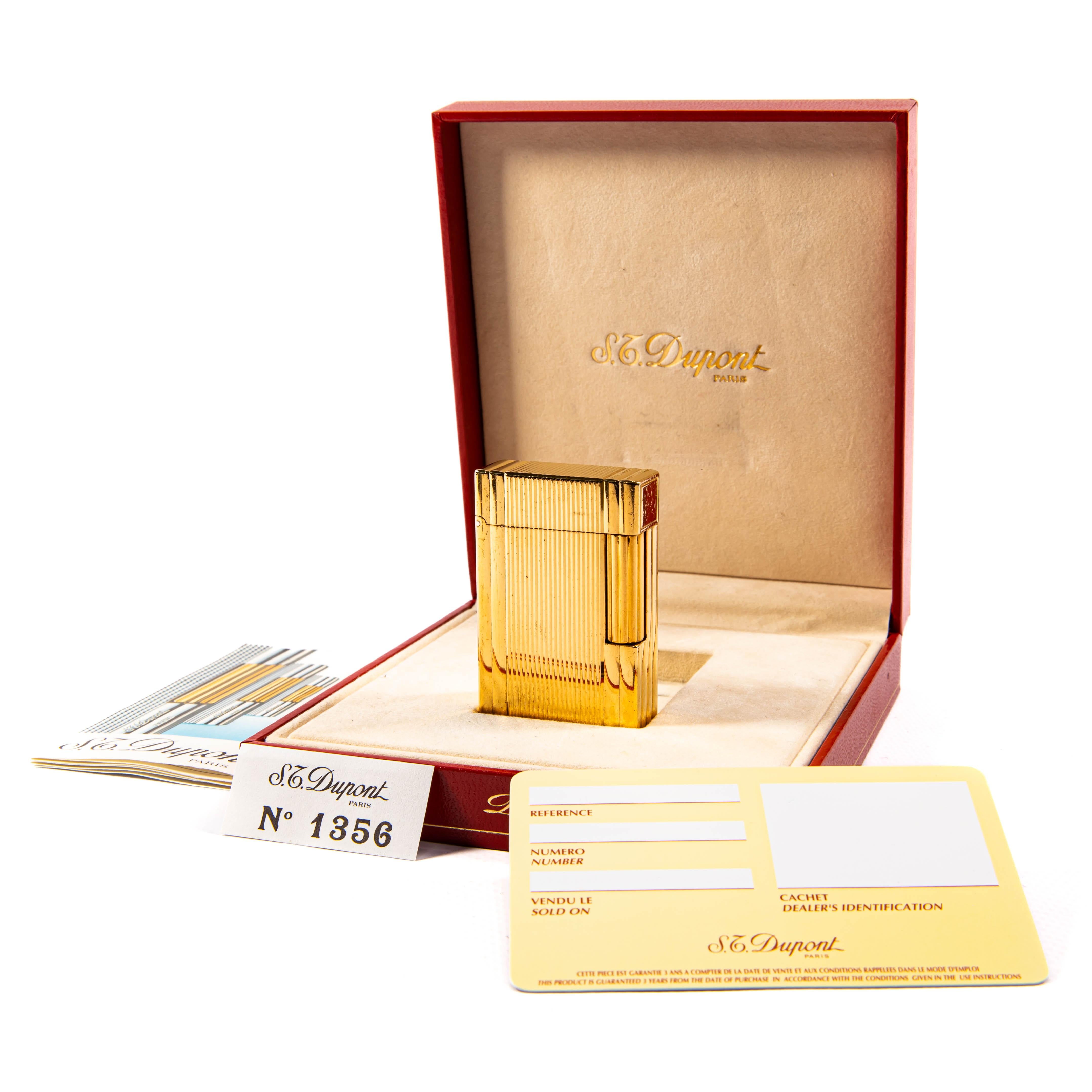 S.T. Dupont, renowned for its impeccable craftsmanship and attention to luxury, has solidified its reputation with the exquisite Ligne 1 series. This model epitomizes the brand's dedication to blending aesthetic excellence with functional
