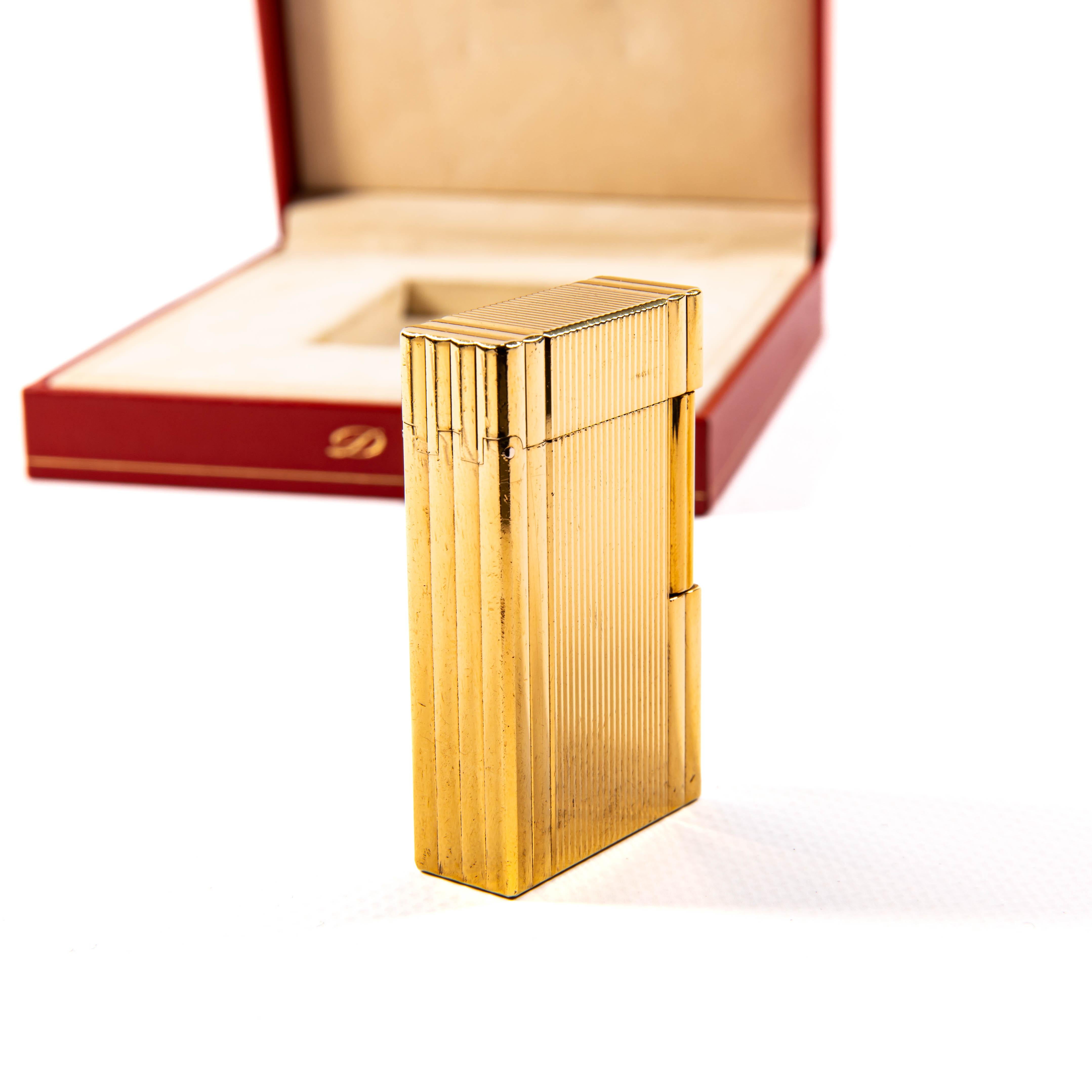 Vintage Gold Plated S.T. DUPONT Ligne 1 BR Regular Lighter in Box 1980s For Sale 2