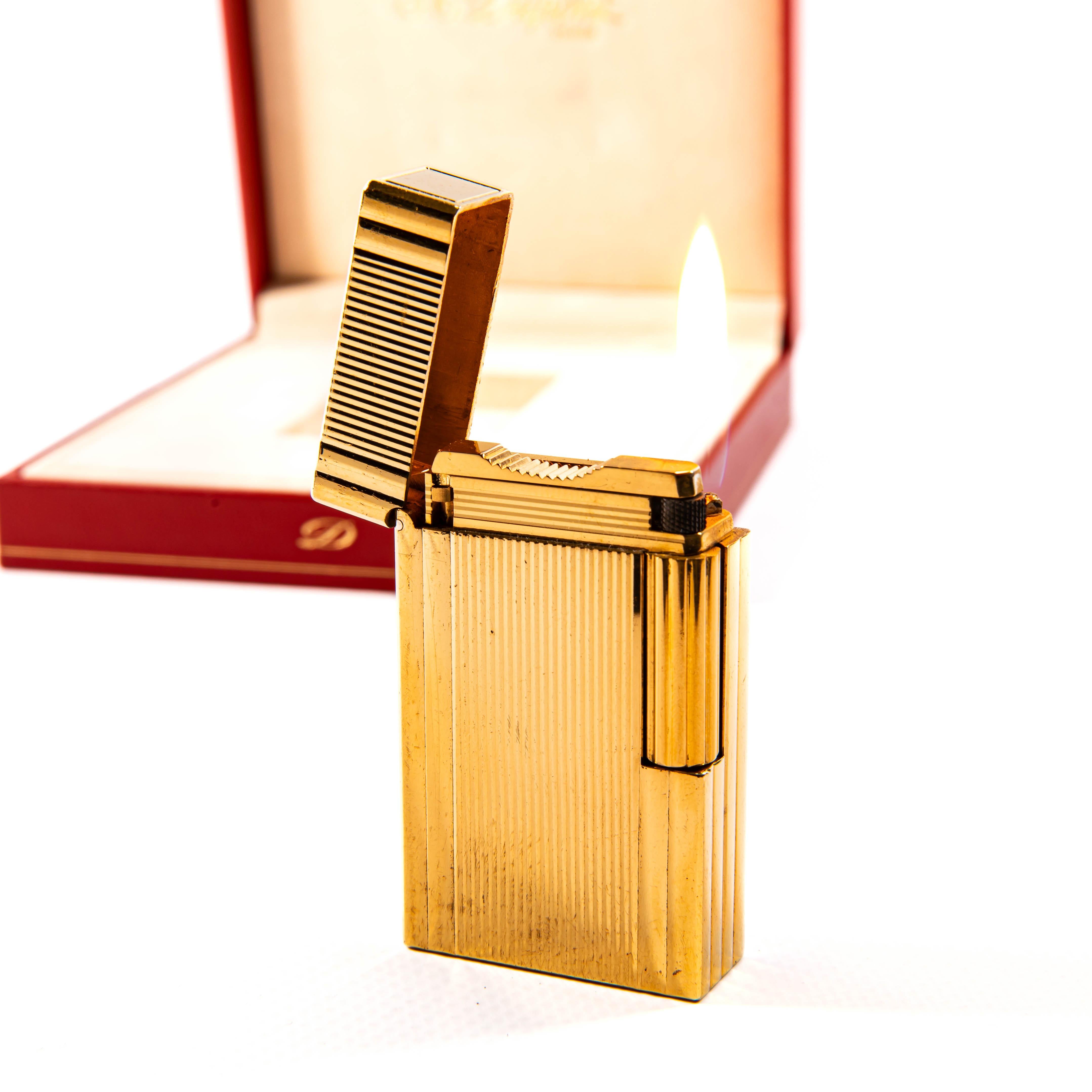 Vintage Gold Plated S.T. DUPONT Ligne 1 BR Regular Lighter in Box 1980s For Sale 3