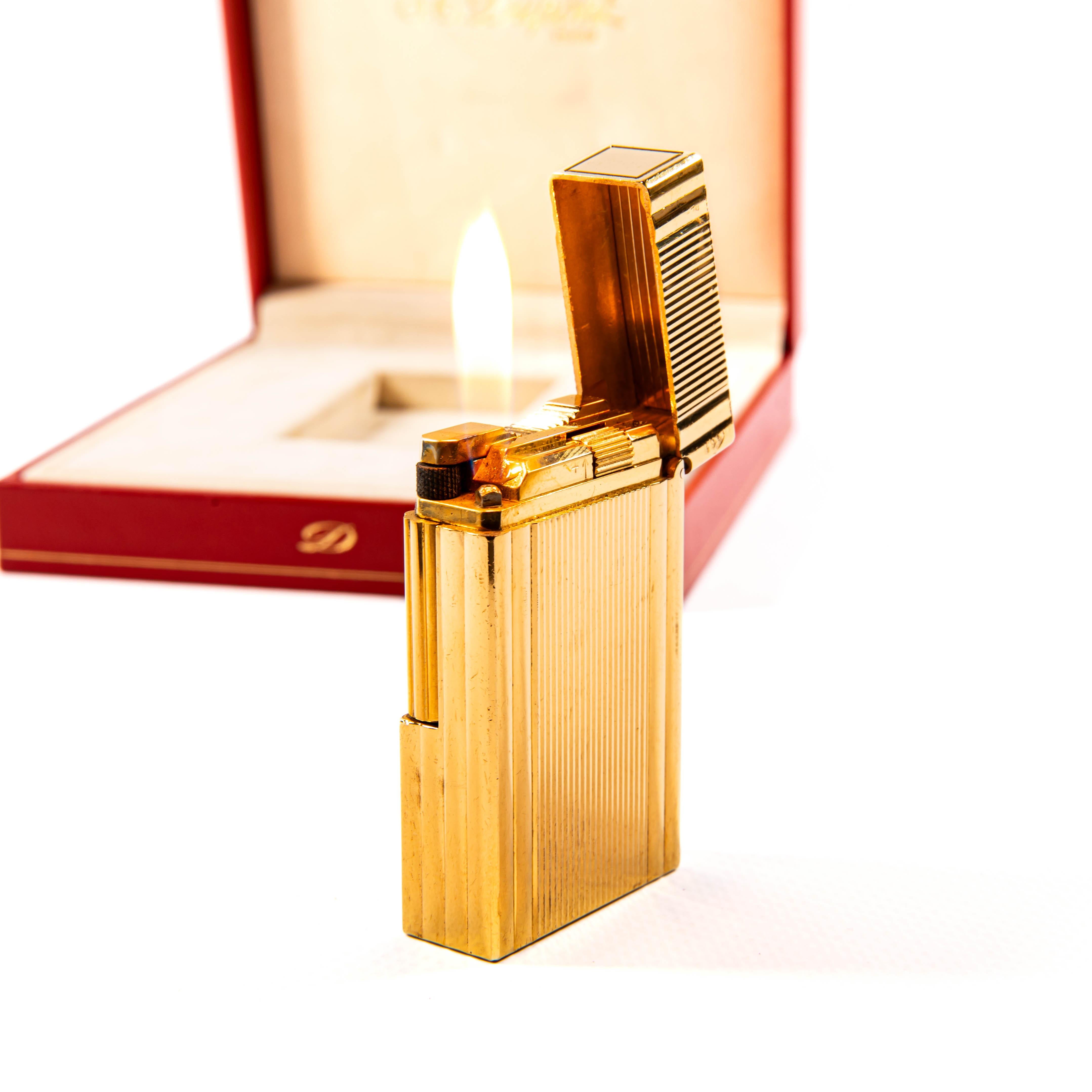 Vintage Gold Plated S.T. DUPONT Ligne 1 BR Regular Lighter in Box 1980s For Sale 4