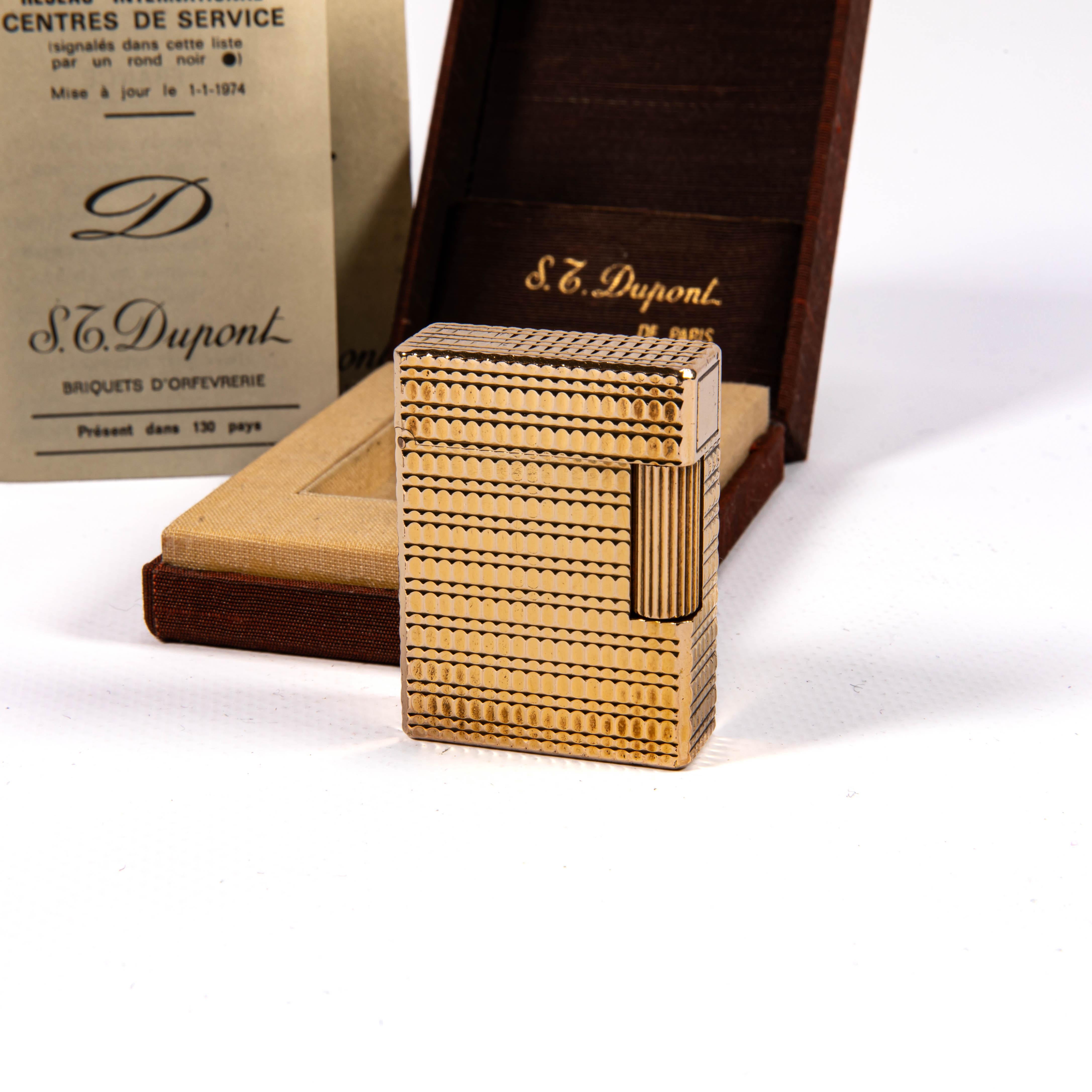 Vintage Gold Plated S.T. DUPONT Ligne 1 BR Small Lighter in Box 1980 Bon état - En vente à DELFT, NL