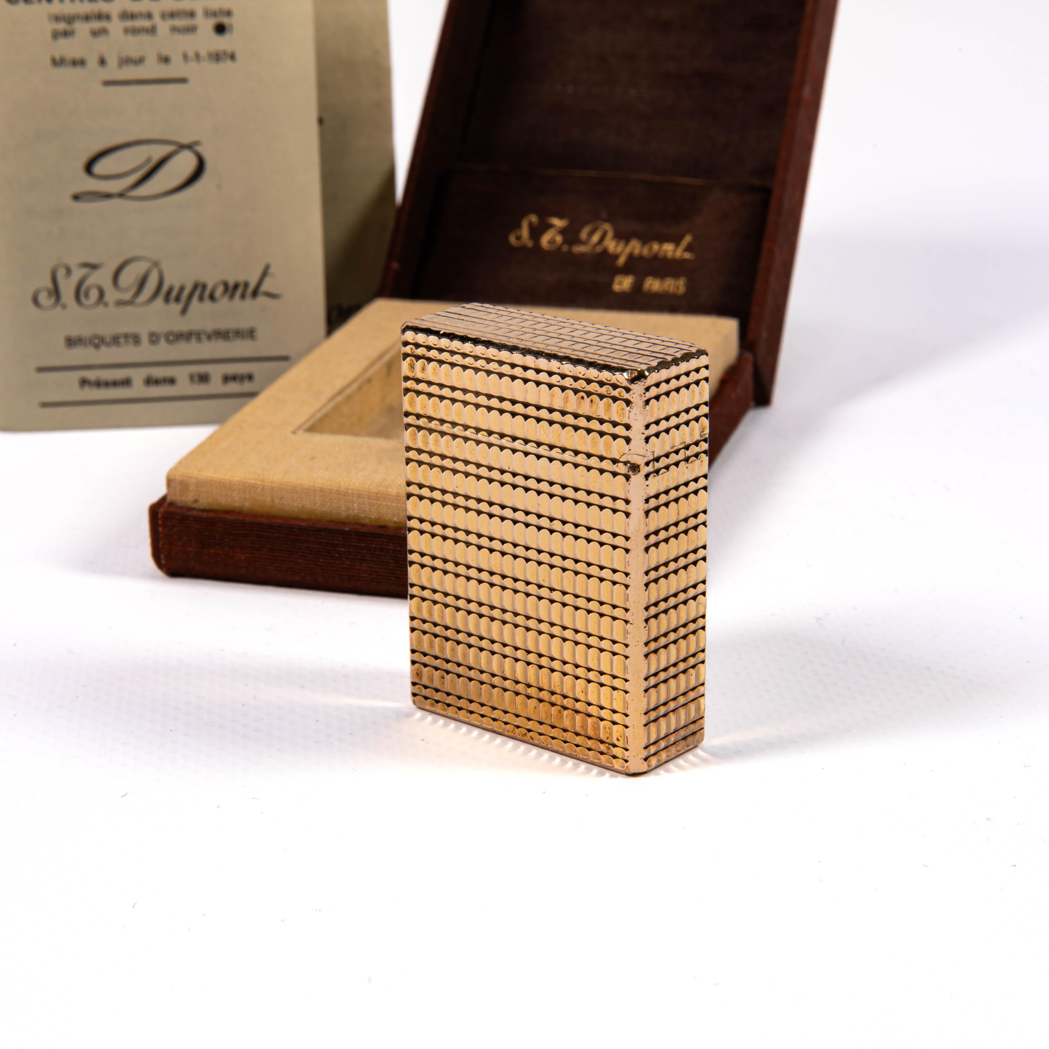 Vintage Gold Plated S.T. DUPONT Ligne 1 BR Small Lighter in Box 1980 en vente 1