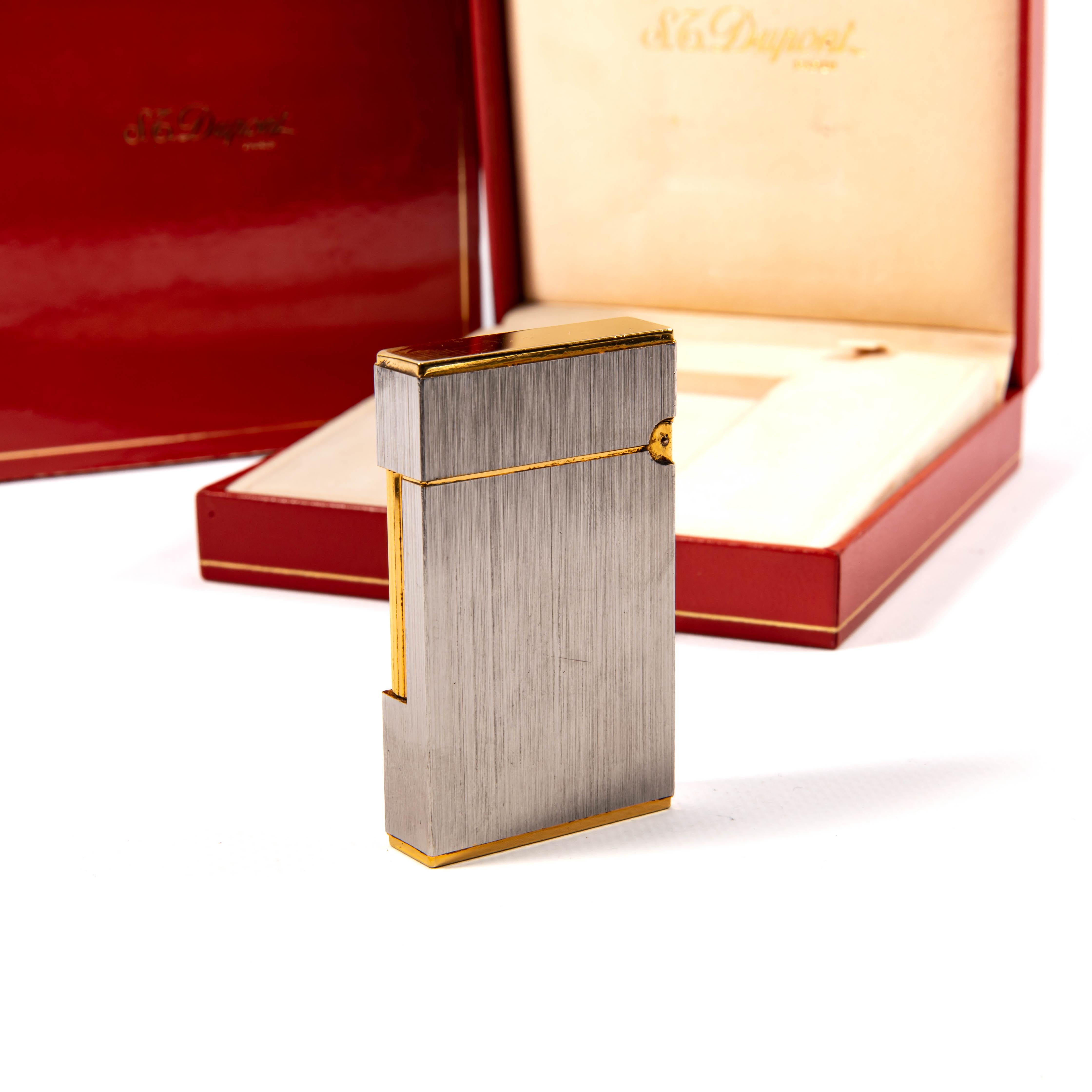 Women's or Men's Vintage Gold Plated S.T. DUPONT Ligne 2 Regular Lighter Palladium in Box 1990s For Sale