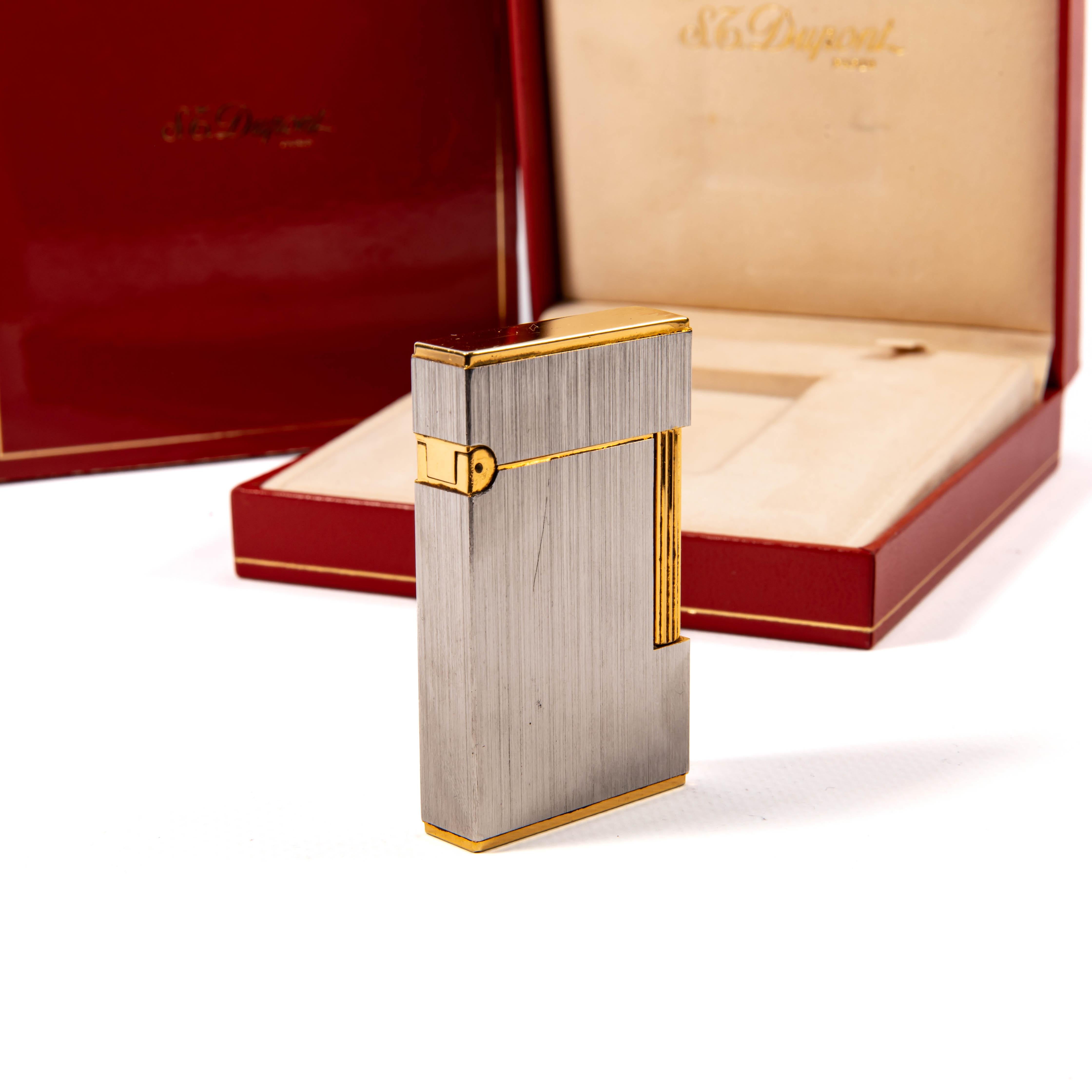 Vintage Gold Plated S.T. DUPONT Ligne 2 Regular Lighter Palladium in Box 1990s For Sale 1