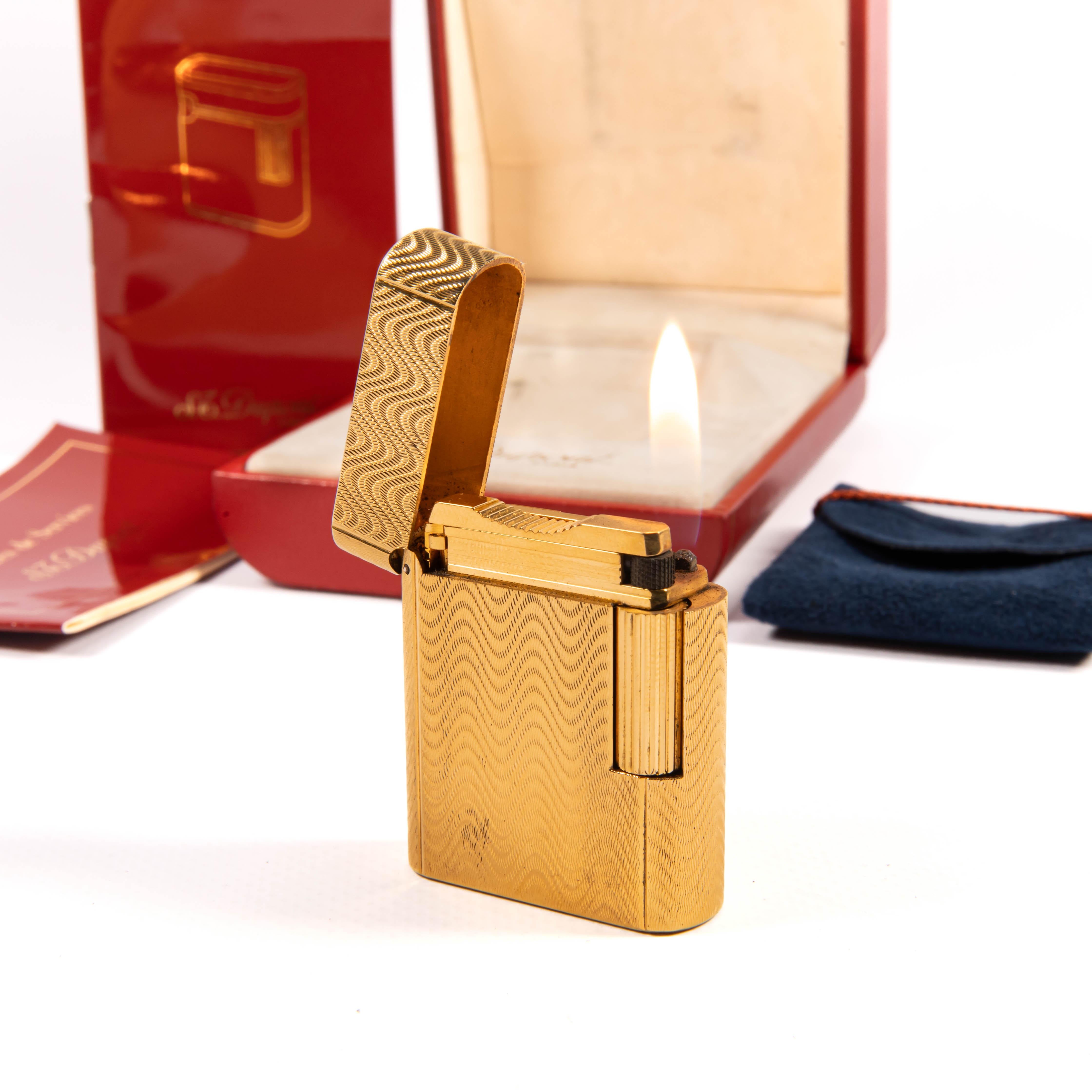 Vintage Gold Plated S.T. DUPONT Briquet Soubreny dans sa boîte 1990 en vente 3