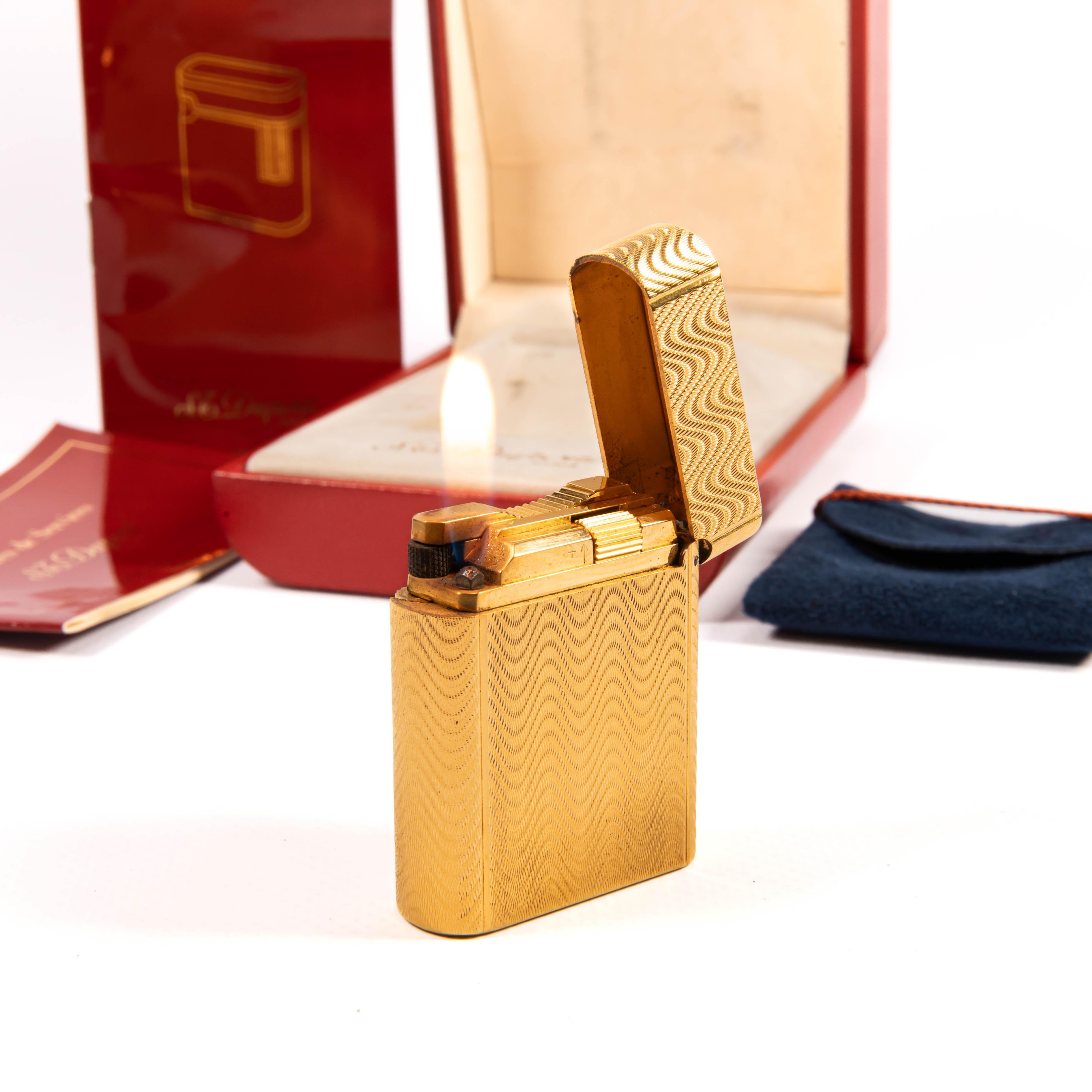 Vintage Gold Plated S.T. DUPONT Briquet Soubreny dans sa boîte 1990 en vente 4