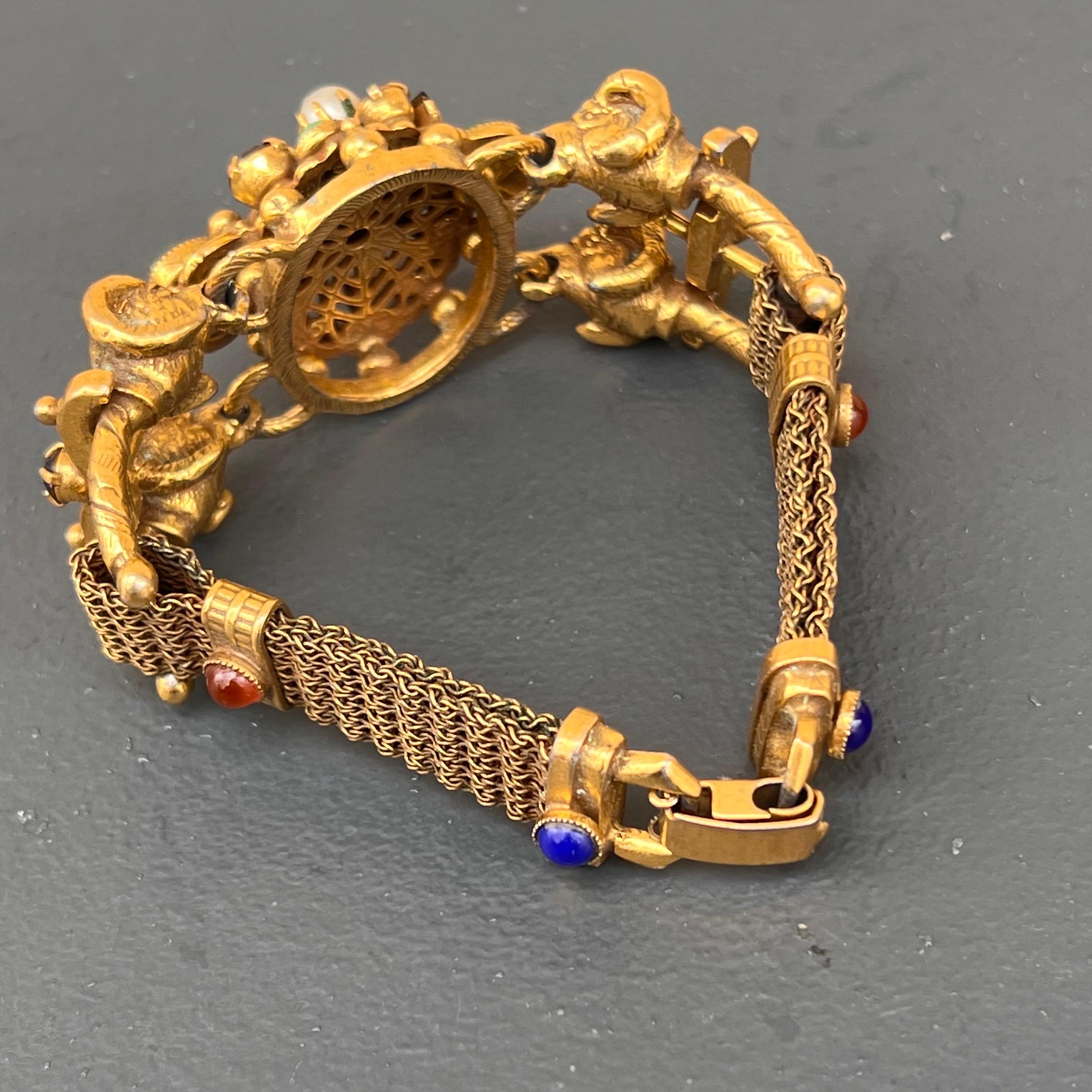 Vintage Gold Plated Unsigned Designer Statement Bracelet with Rams Head For Sale 5