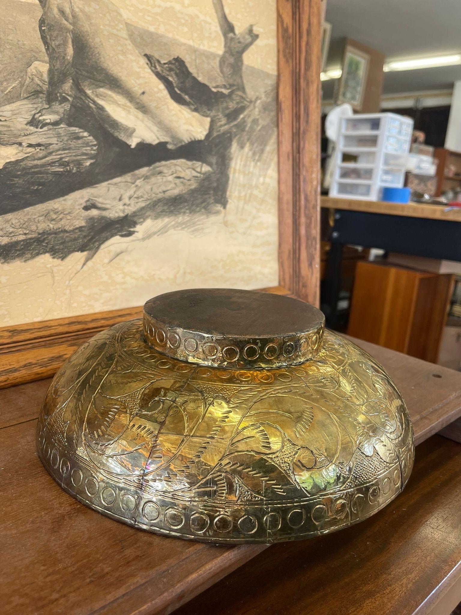 Vintage Gold Plated Wooden Decor Platter Swirl Motif For Sale 2