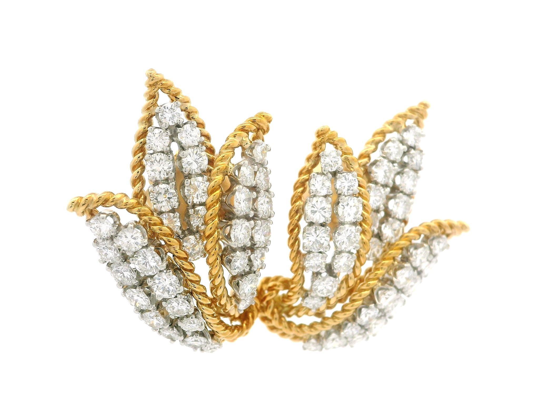 Vintage Gold & Platin 3,15 Karat Diamant-Ohrringe mit gedrehtem Drahtrahmen und geflammtem Blütenblatt im Angebot 5
