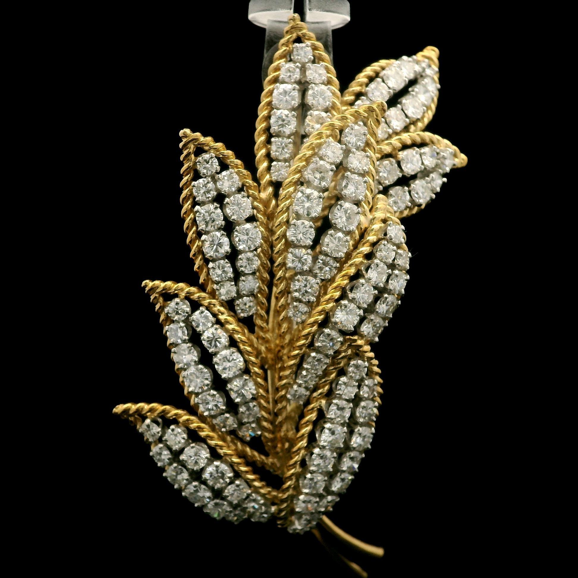 Vintage Gold & Platinum 6.5ctw Diamond Covered Leaf Floral Twisted Wire Brooch In Good Condition For Sale In Montclair, NJ