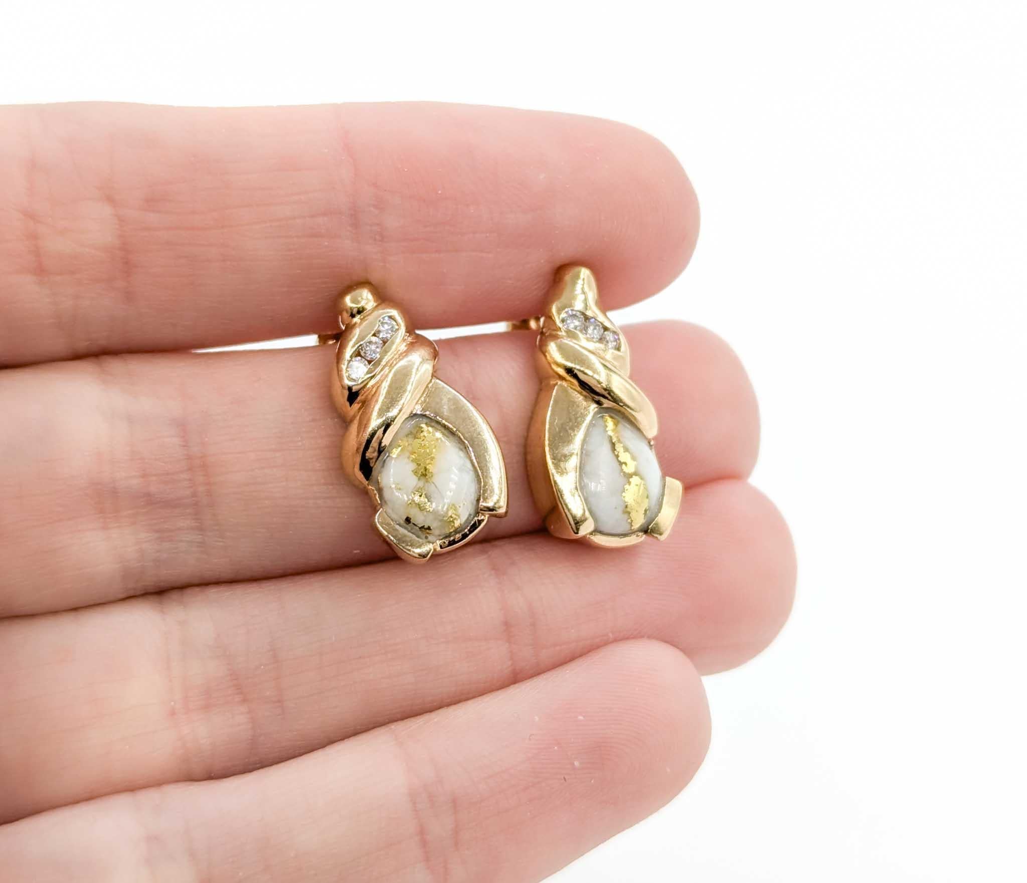 Sophistocated Vintage Gold Quartz & Diamond Stud Earrings in Yellow Gold

Introducing these beautiful vintage Gold in Quartz earrings crafted in 14k yellow gold. The earrings feature .08ctw diamonds and 2.25ctw gold quartz. The Gold Quartz is a cool