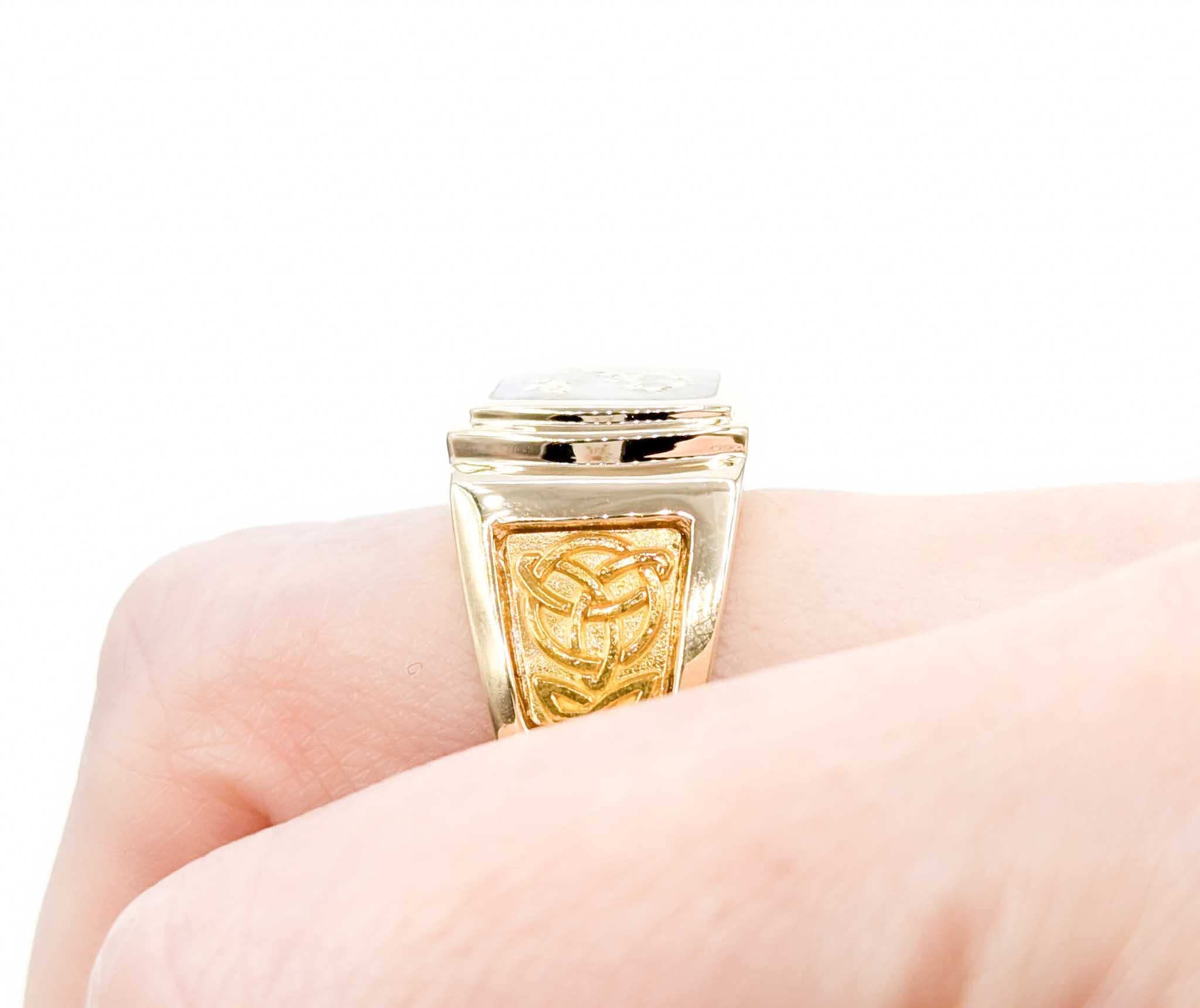 Cabochon Vintage Gold Quartz Ring in Yellow Gold