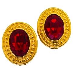 Vintage gold red glass etruscsn style clip on 80’s earrings  