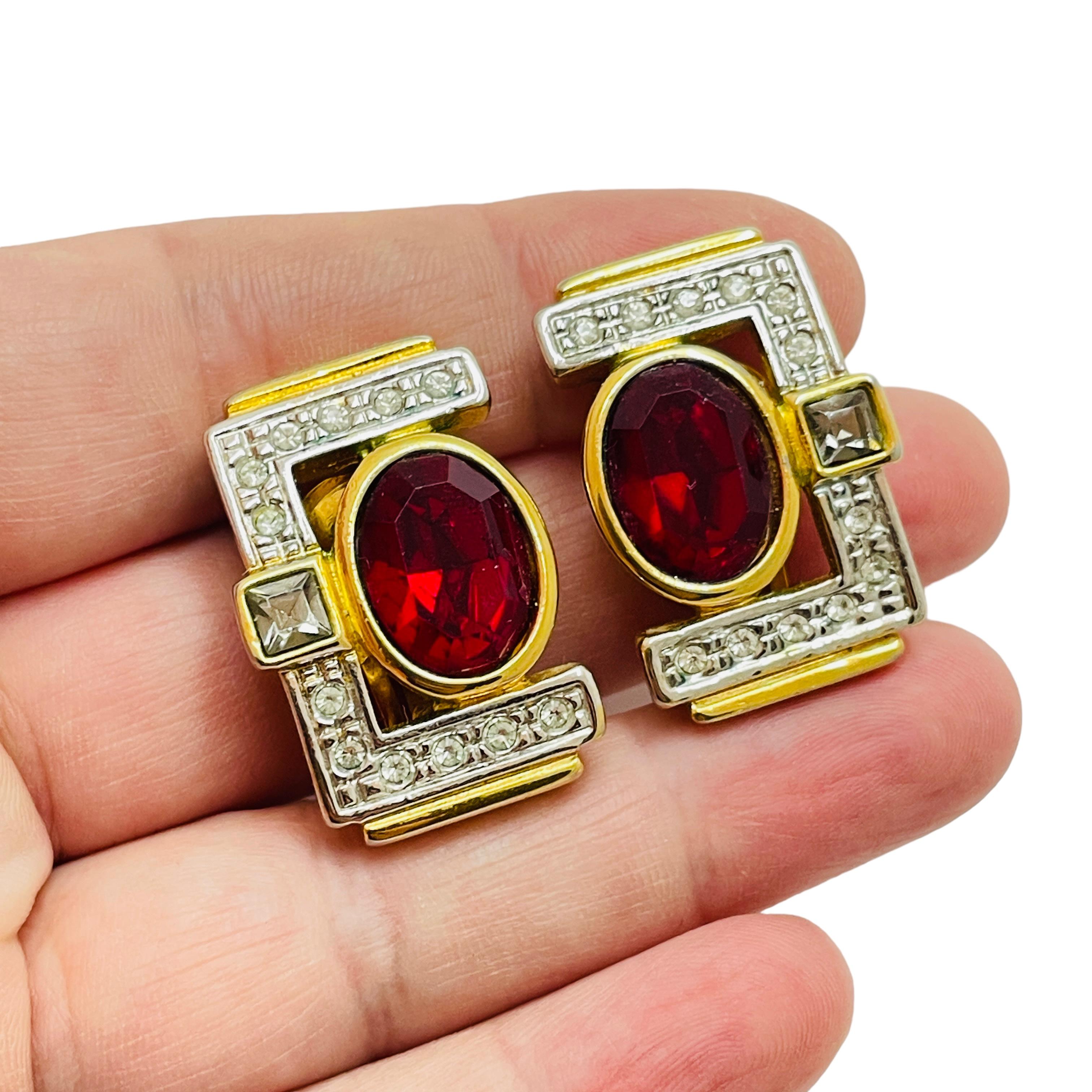 Women's or Men's Vintage gold red rhinestone clip on earrings For Sale