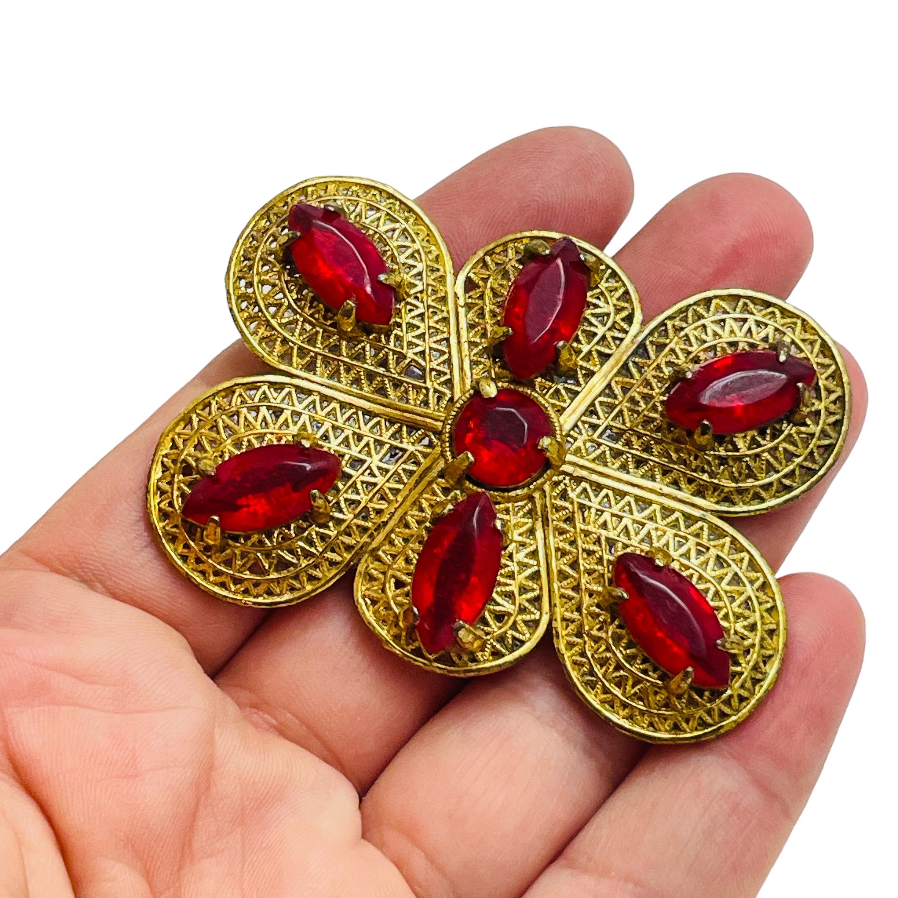 Women's Vintage gold red rhinestone European designer brooch For Sale