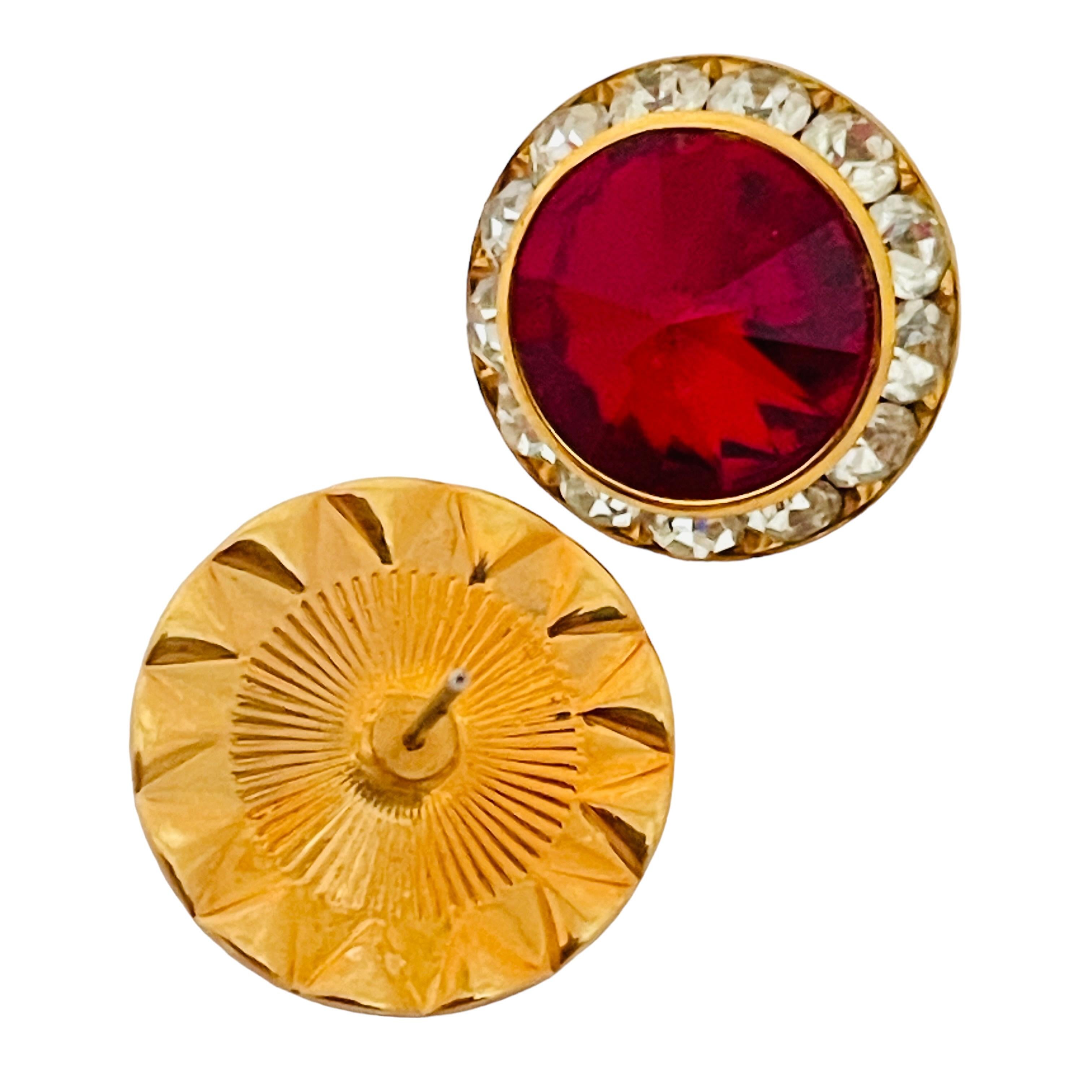 Vintage gold red rivioli glass clear rhinestones designer earrings In Good Condition For Sale In Palos Hills, IL