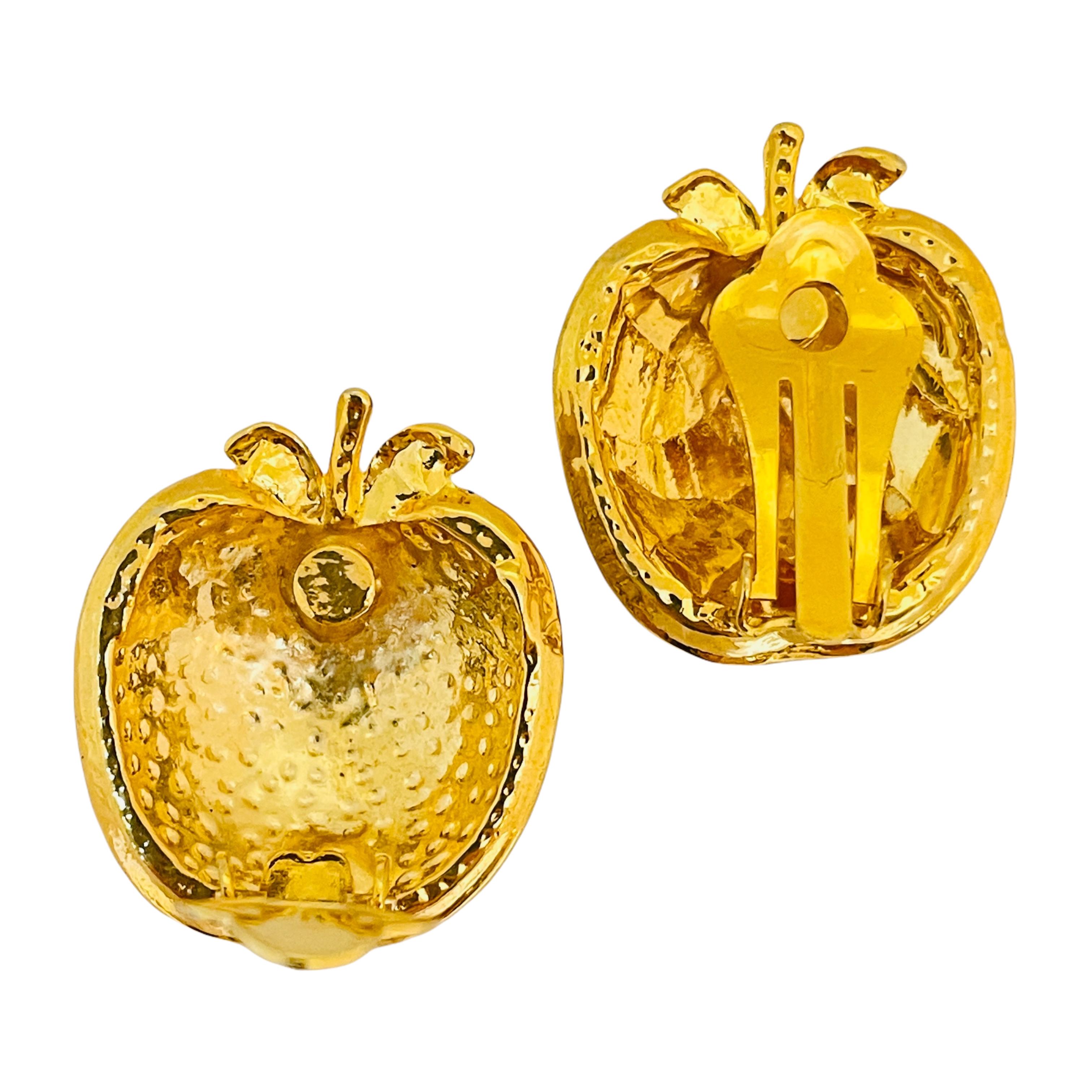 Gold Strass Apfel Designer Laufsteg Clip-On-Ohrringe aus Gold Damen im Angebot