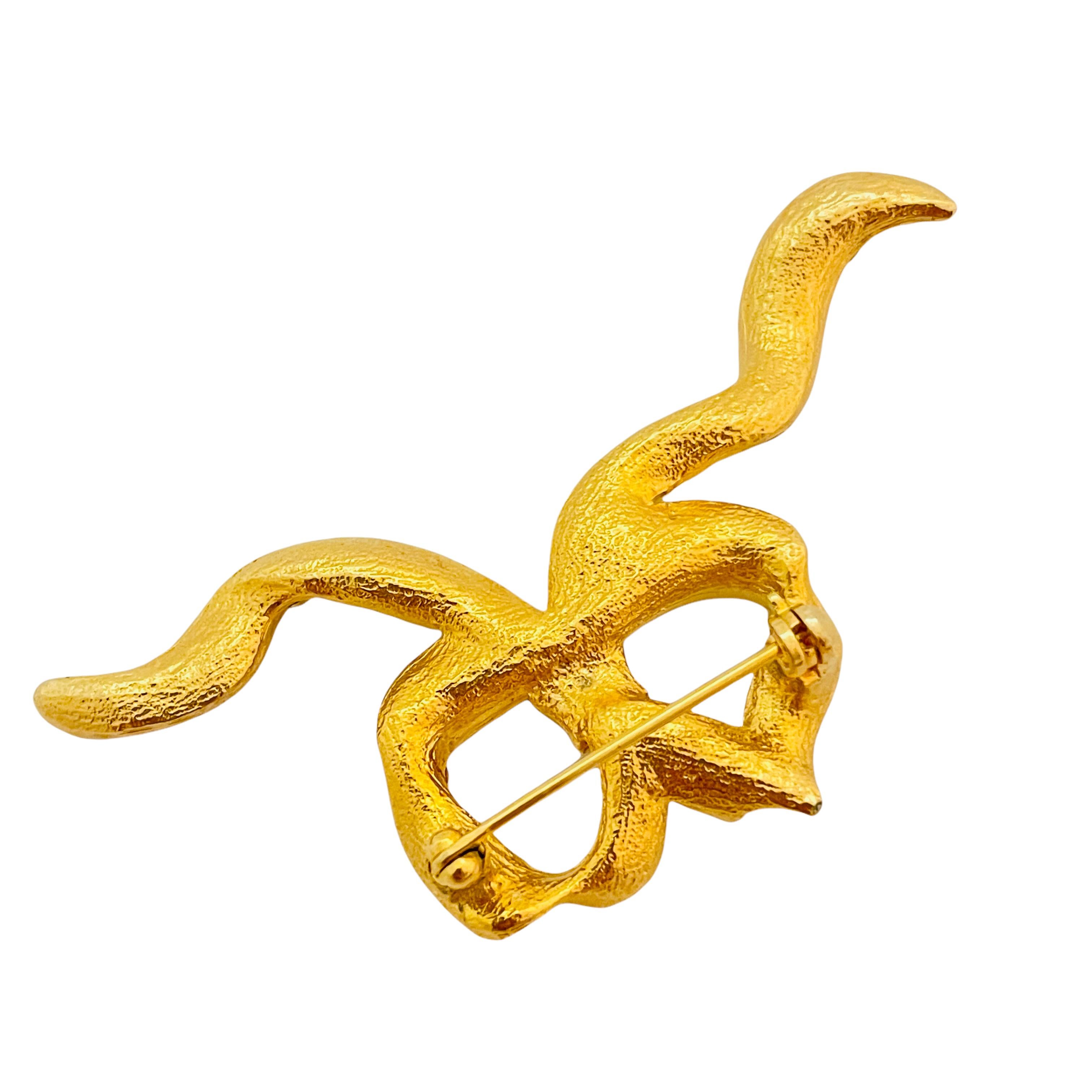 Vintage gold rhinestone bow brooch designer runway In Good Condition For Sale In Palos Hills, IL