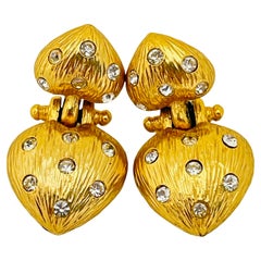 Pendientes de pasarela de diseño vintage con corazones de strass dorados colgantes