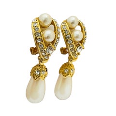 Vintage gold rhinestone dangle pearl designer runway clip on earrings