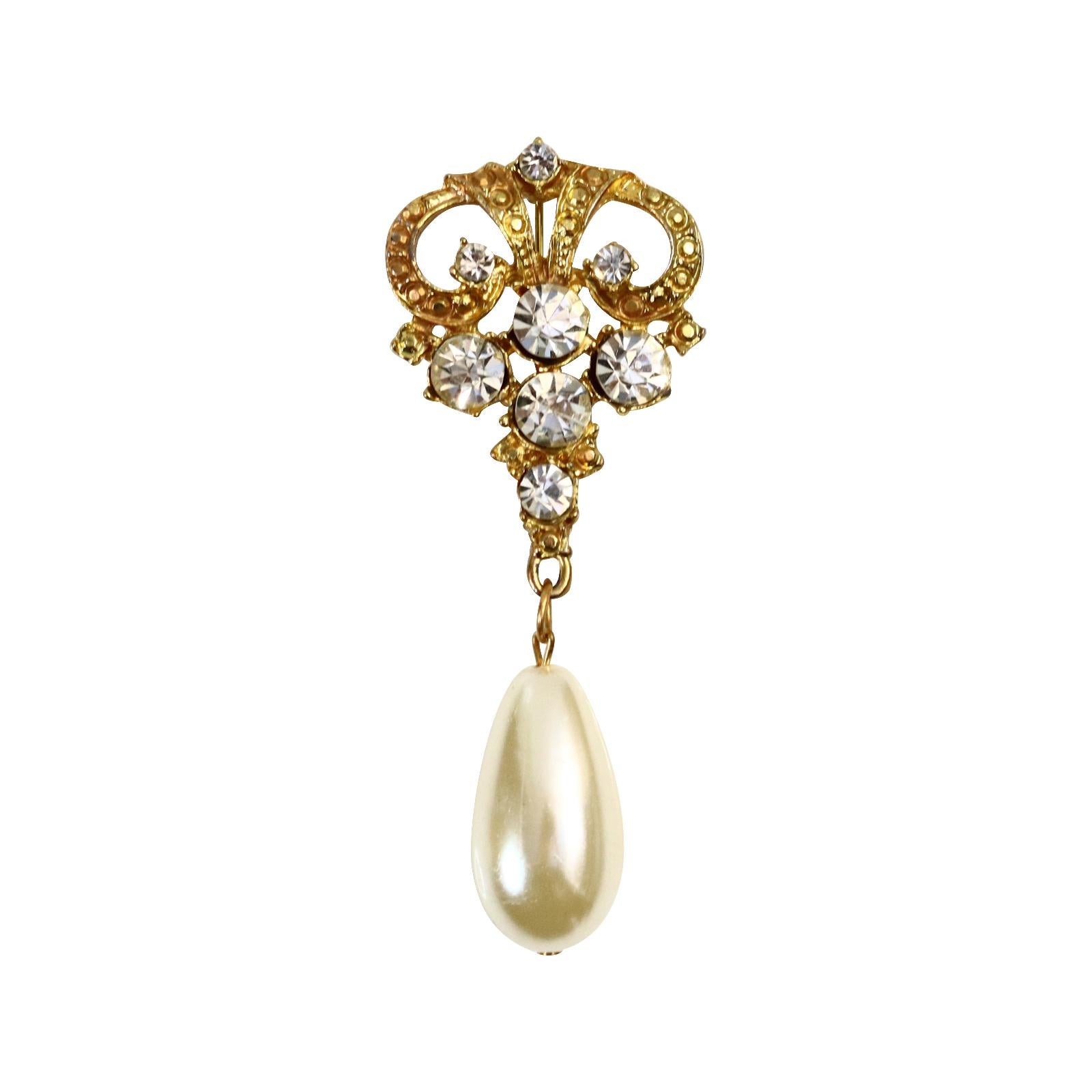 Vintage Gold Rhinestone with Faux Dangling Pearl Brooch Circa 1960s. Just the nice brooch to jazz you up. Classic and Chic!